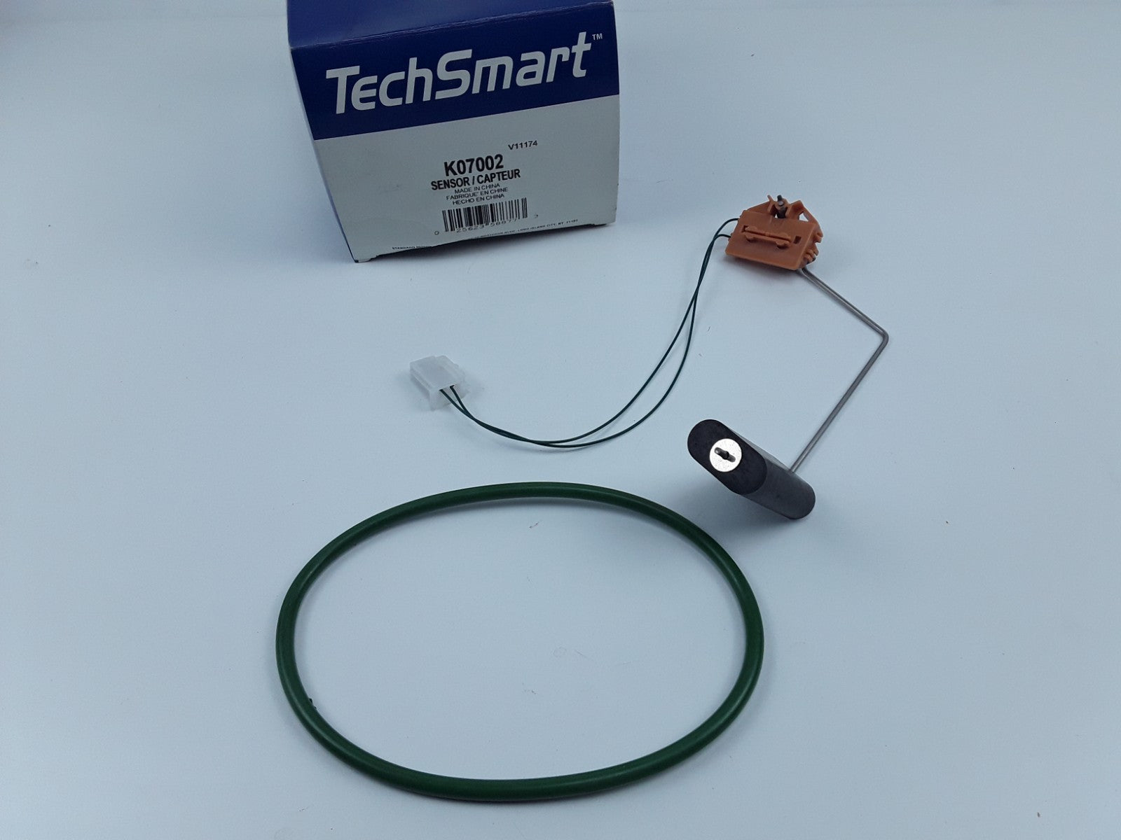 TechSmart K07002 Fuel Level Sensor & Gasket Fits Isuzu GMC Chevrolet (2005-2006)
