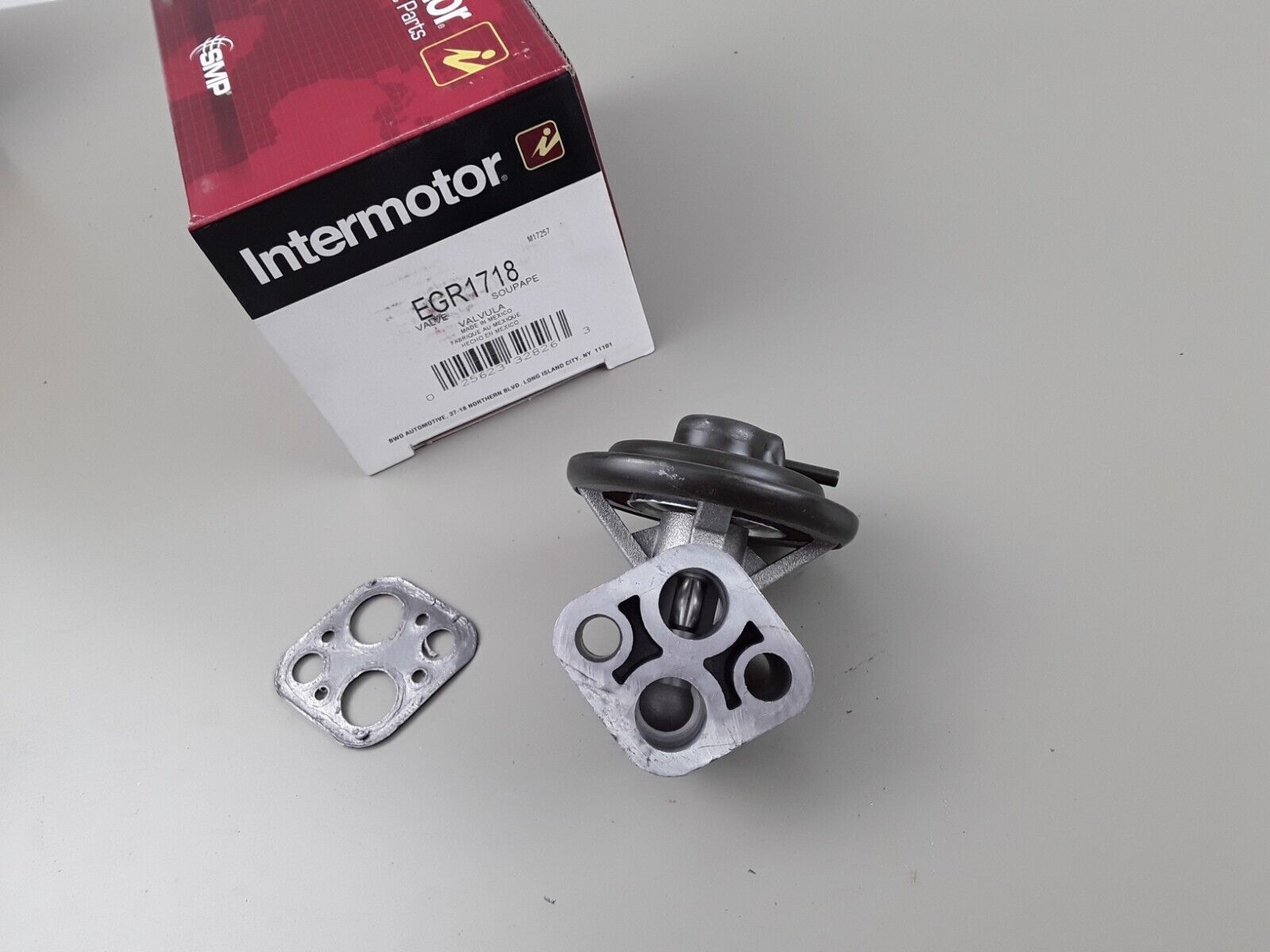 Exhaust Gas Recirculation EGR Valve For Kia Magentis, Optima, Santa Fe, Sonata - HotCarParts