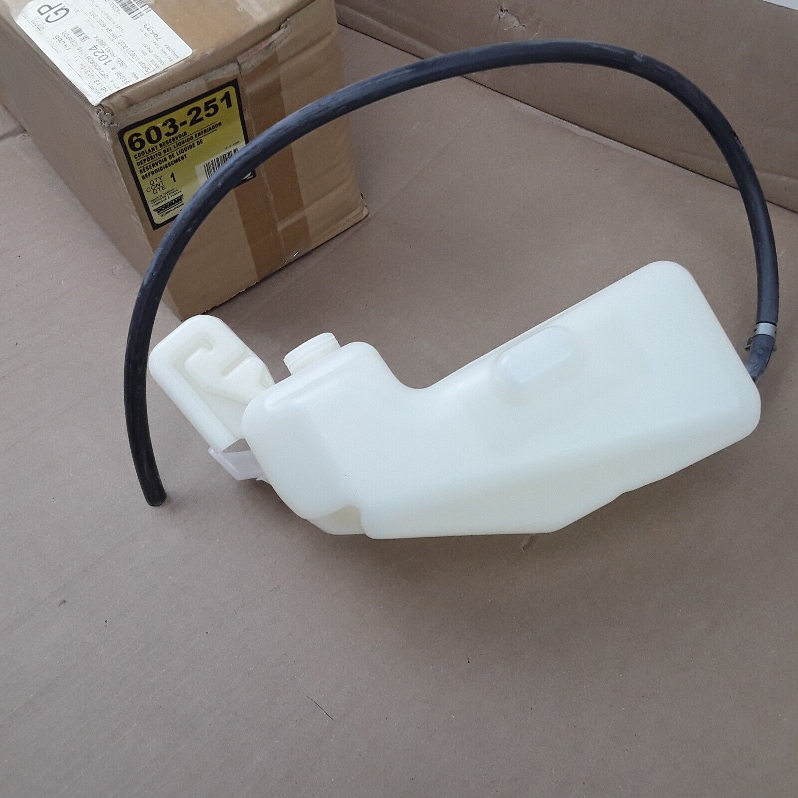 Engine Coolant Reservoir Recovery Tank Fits Nissan Sentra 2007 2008 09 10 11 12