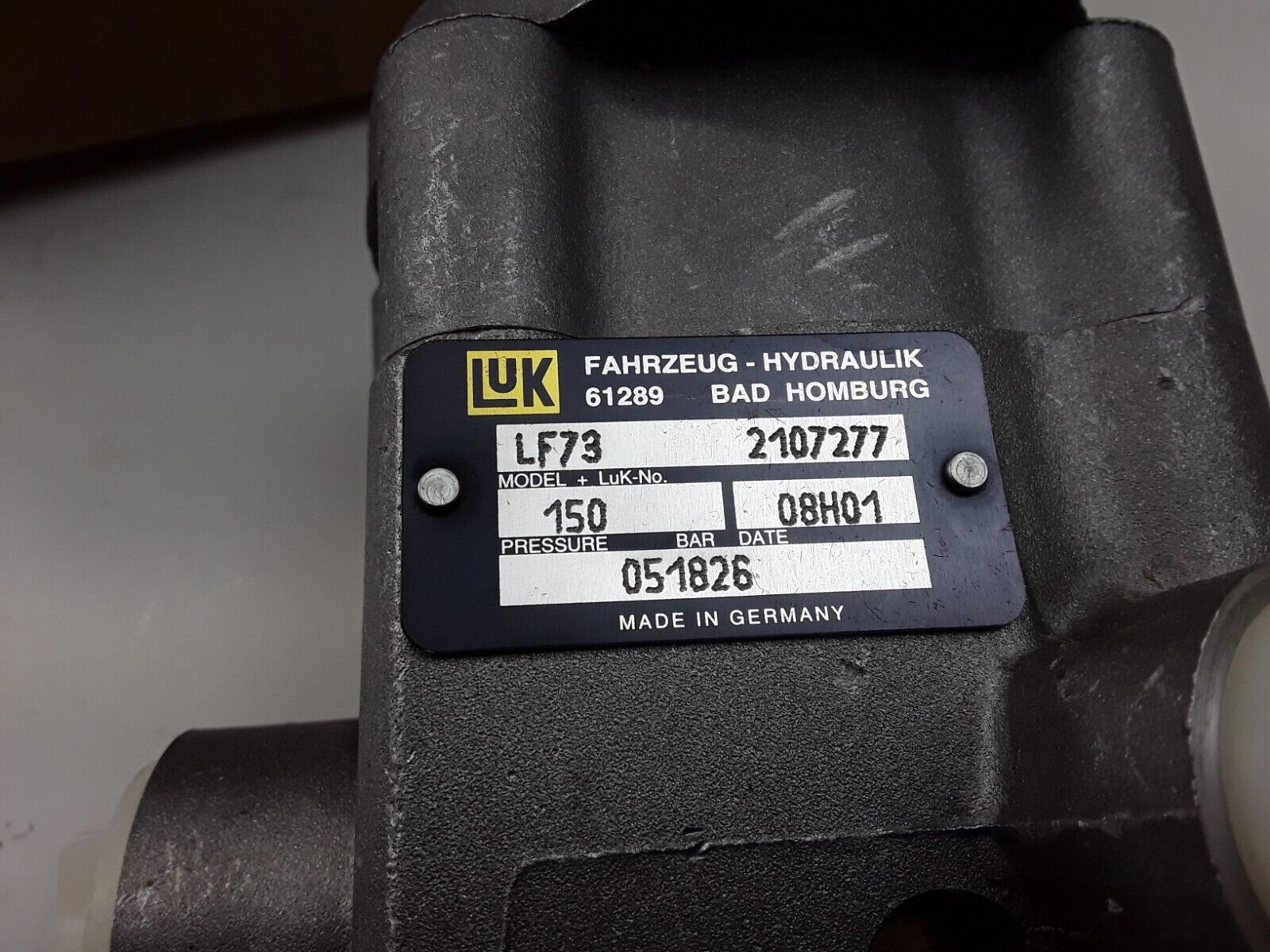 Power Steering Pump Luk 2107277 051826 Model LF73 For International,New Flyer - HotCarParts