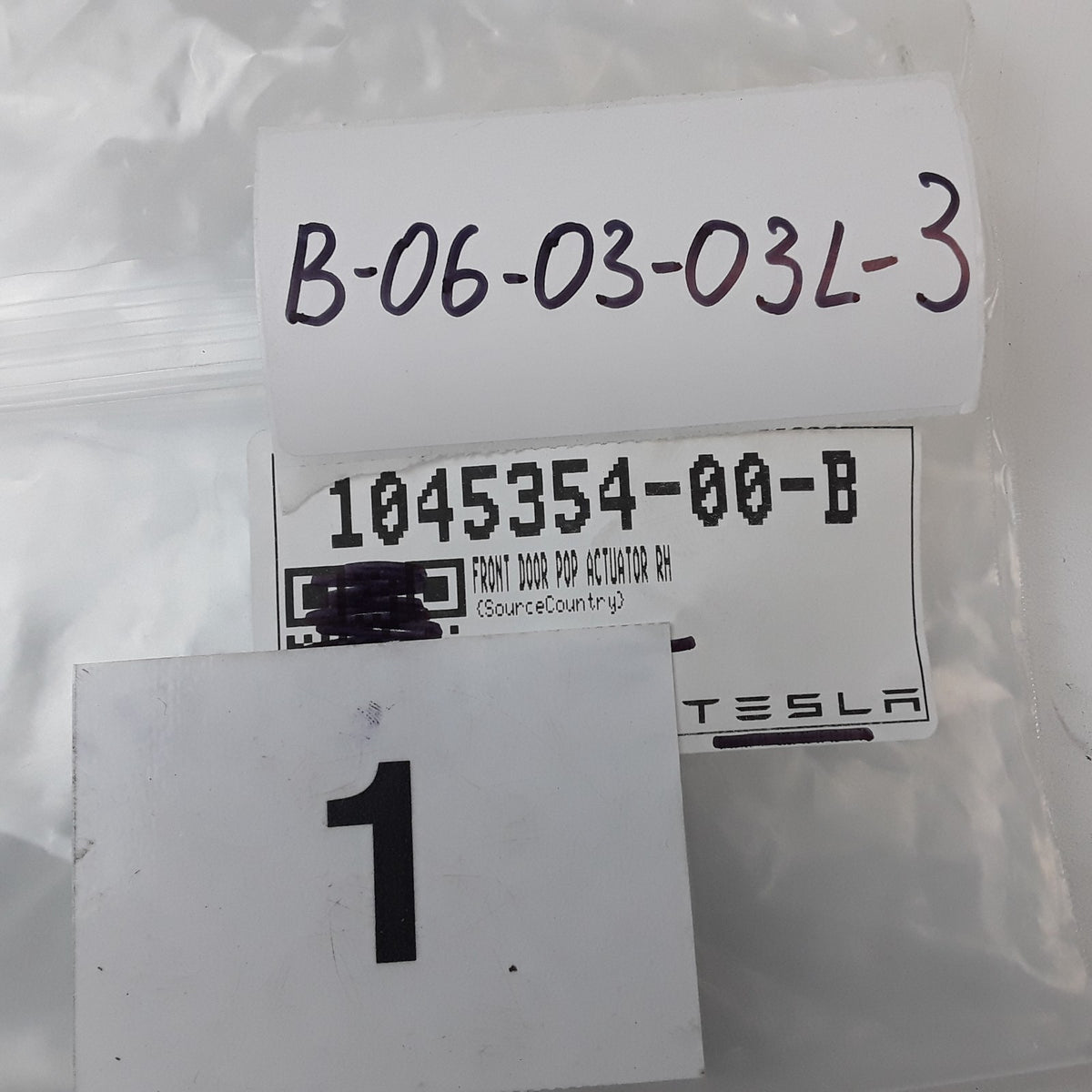 1045354-00-B Front RH Door Pop Actuator For Tesla Model X 2015-2025 OEM New