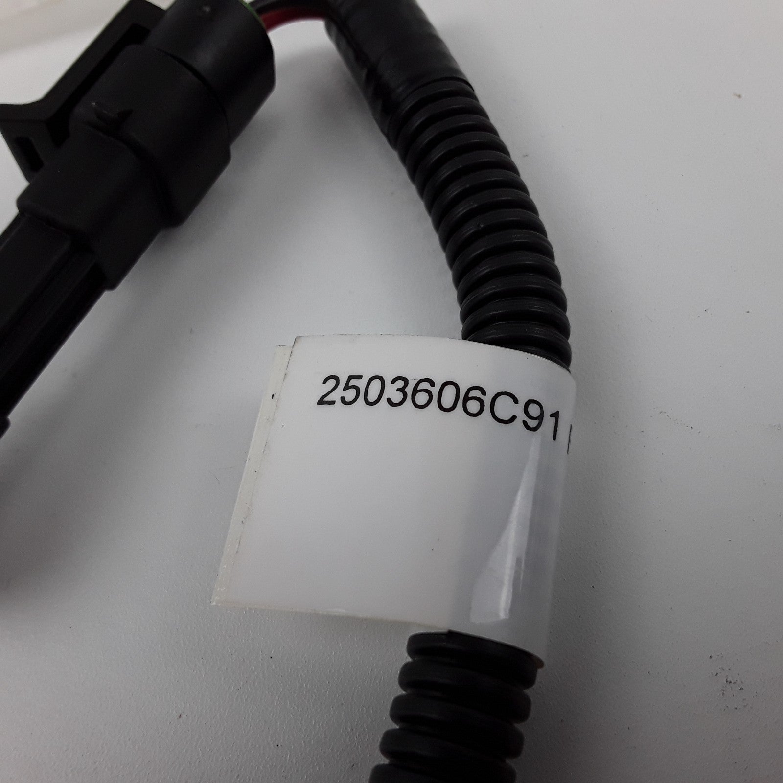 OEM International 2503606C91 Electrical Harness Horn Jumper For Navistar Trucks