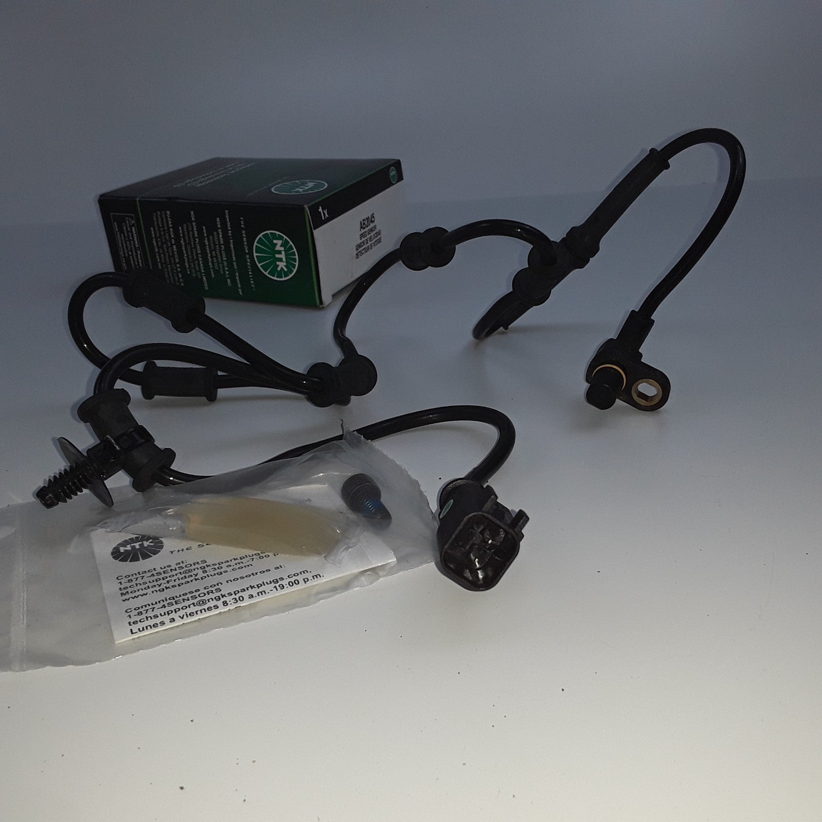 ABS Wheel Speed Sensor Fits Dodge Ram 1500 2006-2007 Ram 3500 2006 2007 2008