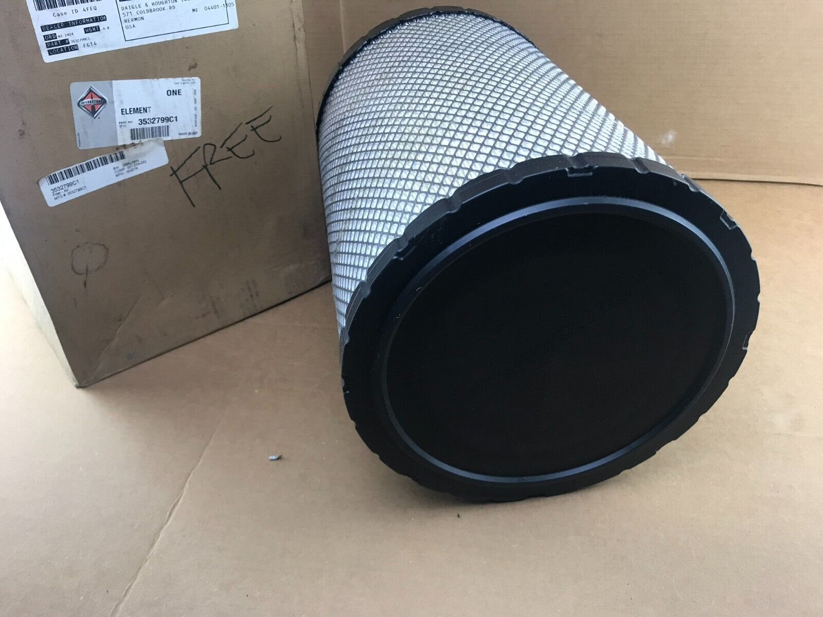 GENUINE OEM International 3532799C1 Element Air Clean Filter FAST SHIPPING - HotCarParts