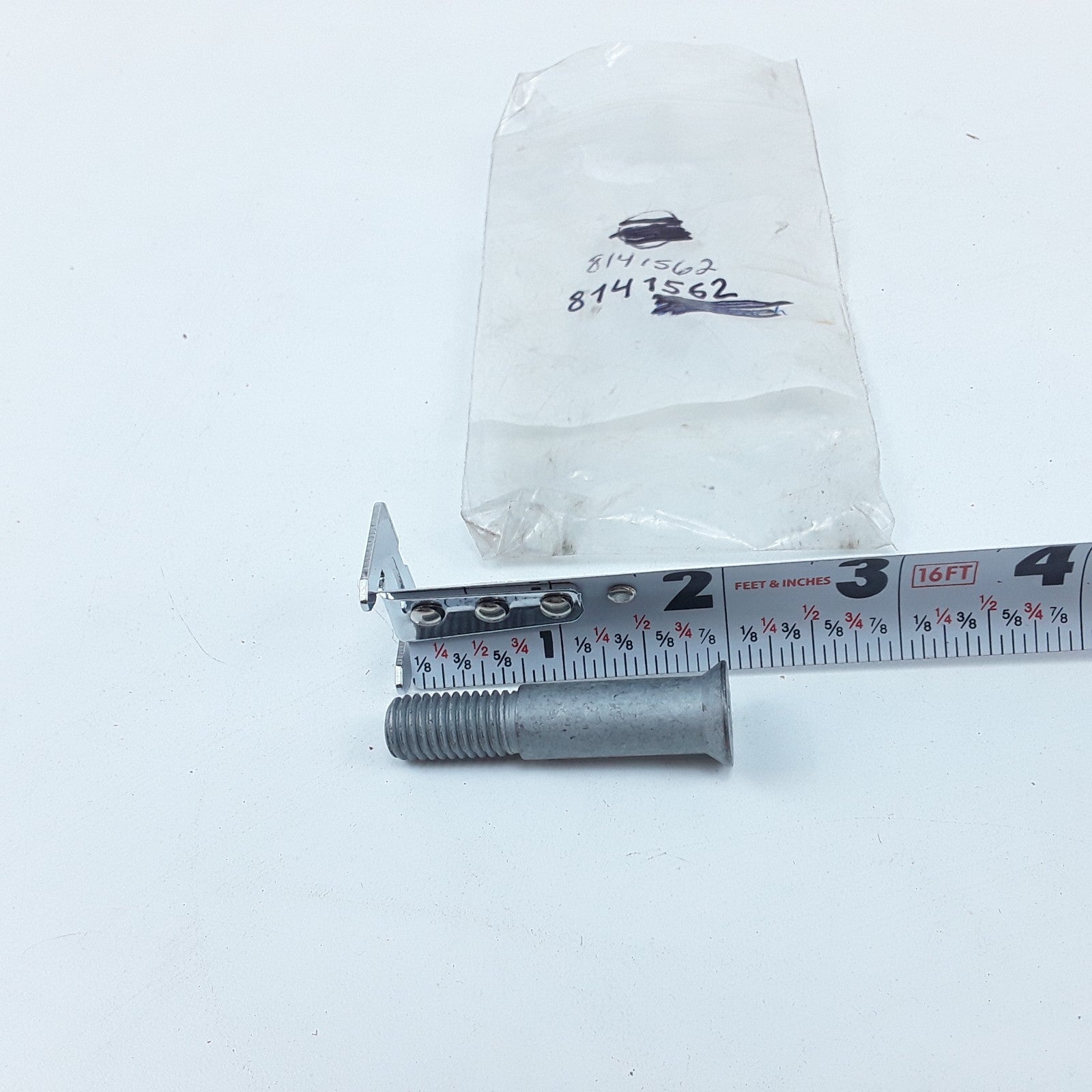 Striker Pin Shoulder Lock Screw 8141562 For Heavy Duty Class 8 Volvo Trucks