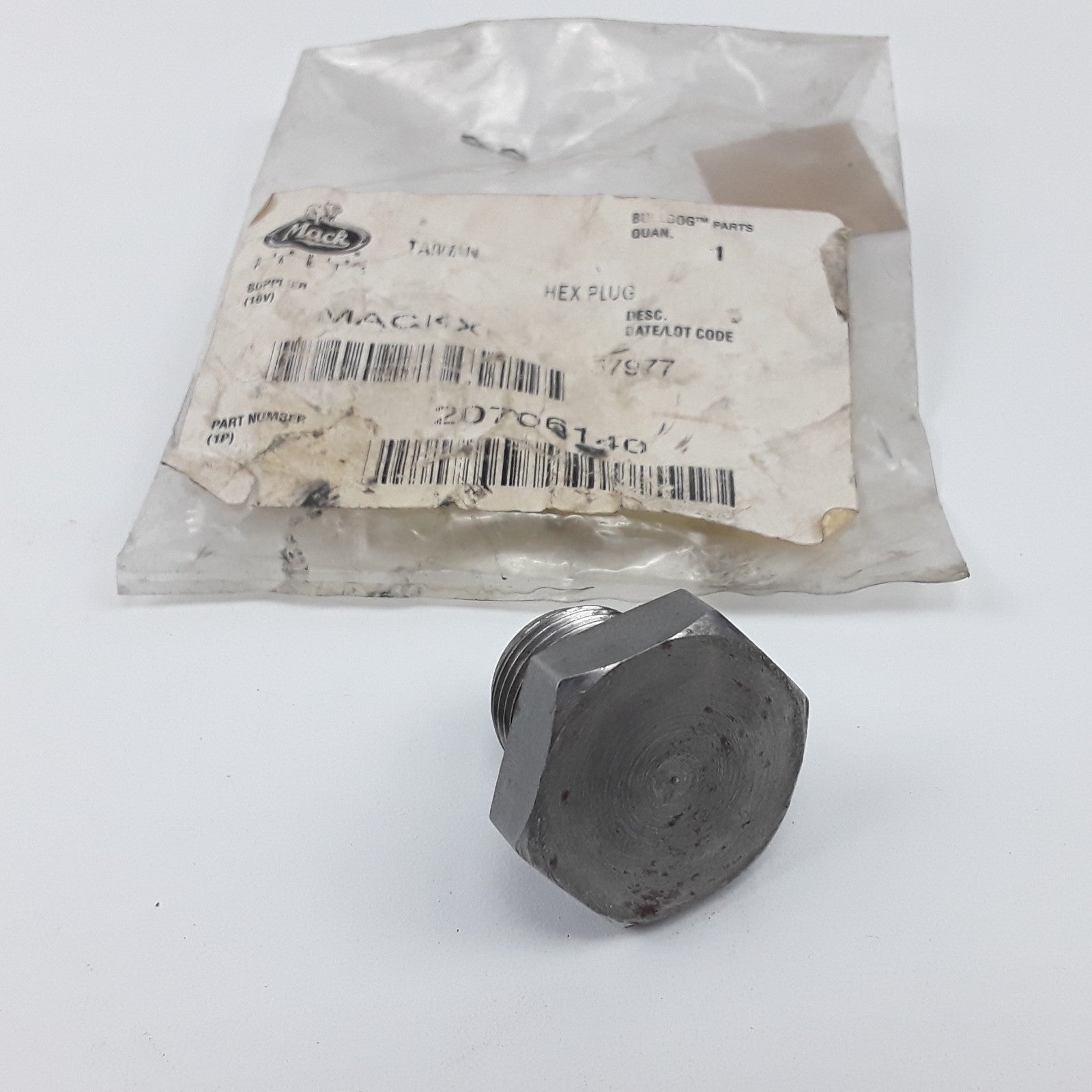 GENUINE NEW OEM MACK 20706140 HEX PLUG OIL PAN DRAIN PLUG