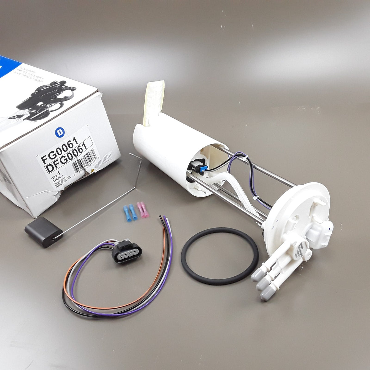 Delphi FG0061 Fuel Pump Module Assembly Fits GMC P3500 Chevrolet P30 (1998-1999)