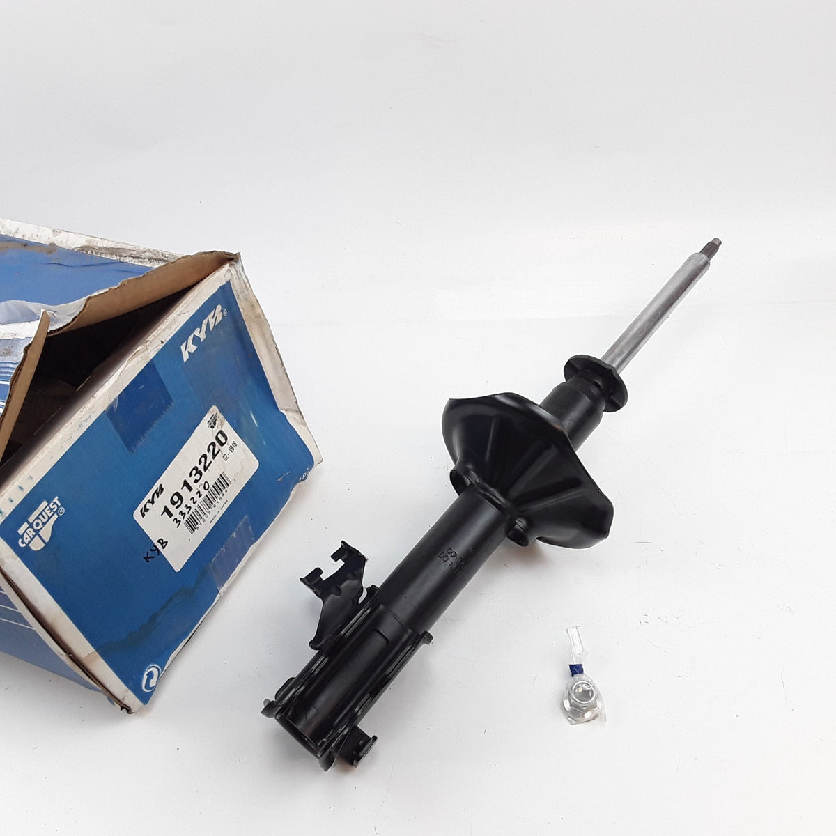 Front Left Suspension Strut Fits Nissan 200SX Sentra (1995 1996 1997 1998 1999)