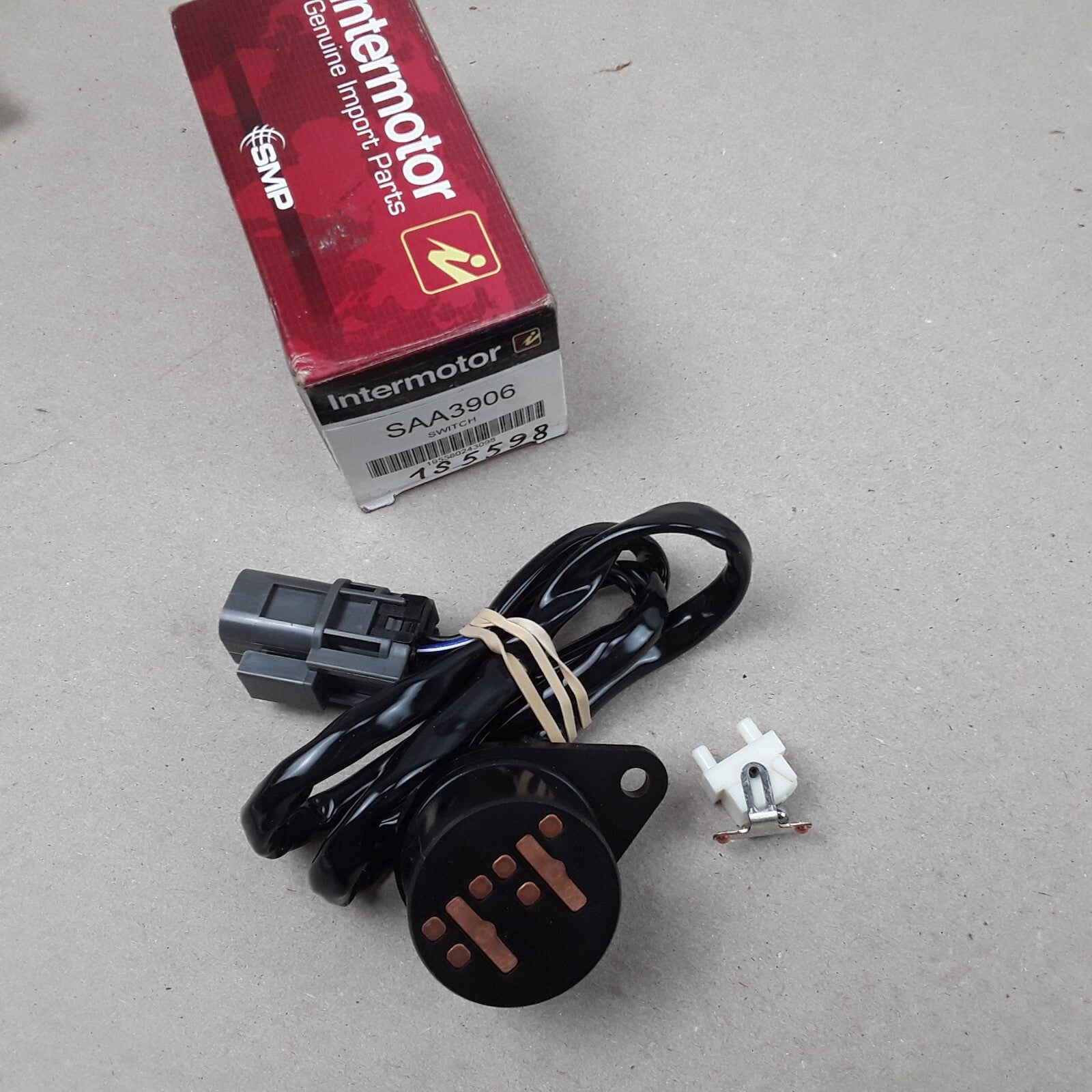 Back-Up Light Switch Fits INFINITI I30 Nissan Axxess Stanza Altima (1986-2001)