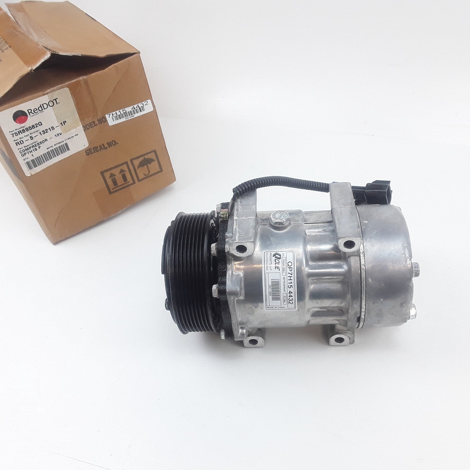 Red Dot 75R89582Q A/C Compressor Assembly Heavy Duty Fits Kenworth T600A (2007)