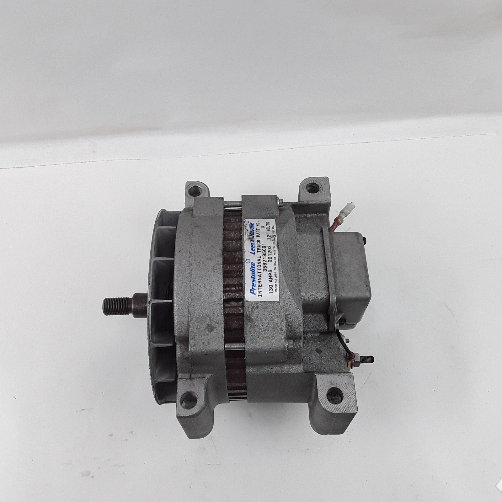 Leece Neville Prestolite 3582185C91 Alternator - 12 Volts Fits Heavy Duty Truck