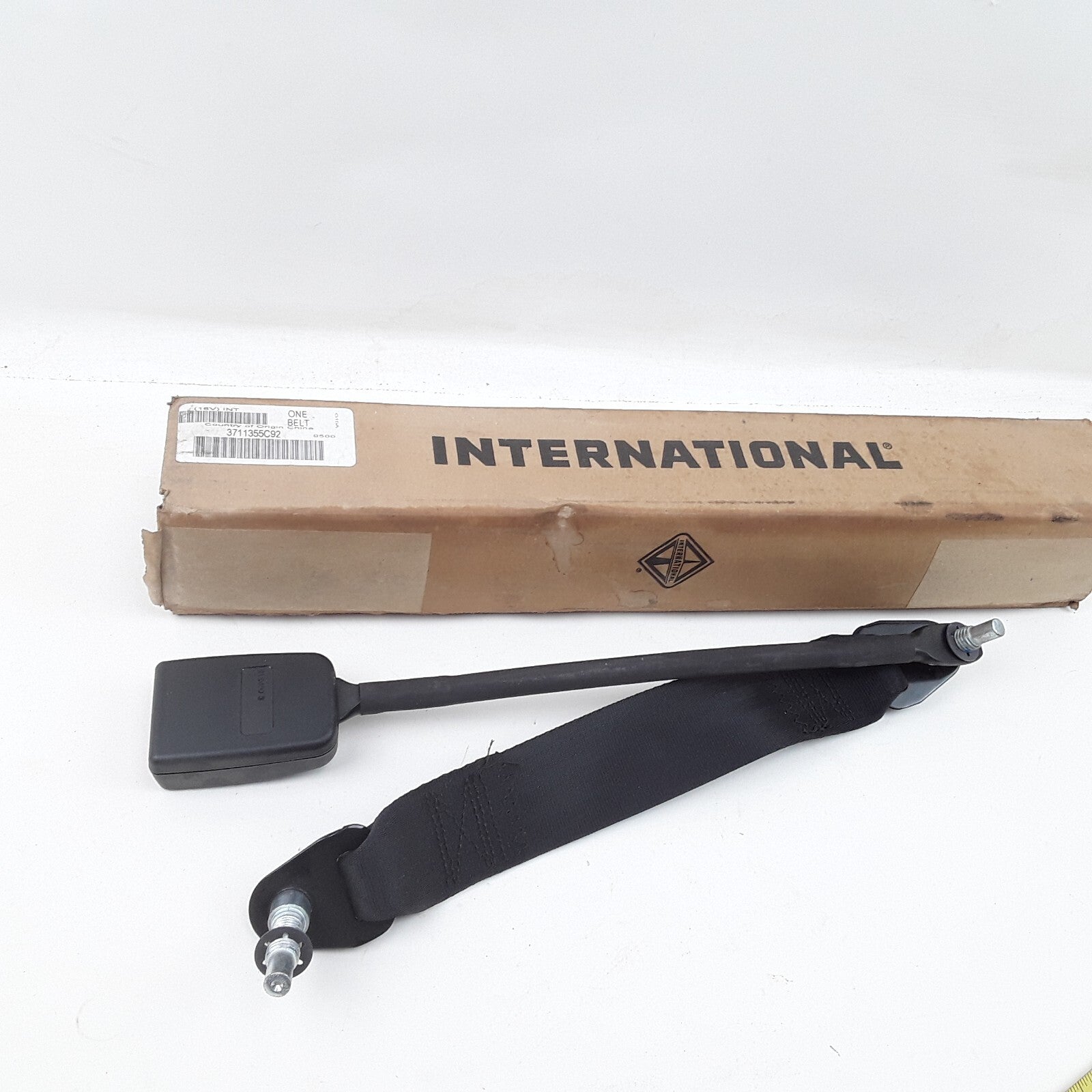 Air Seat Belt Buckle W/ Tether 3711355C92 Fits International 11-TON 07-TON 2004