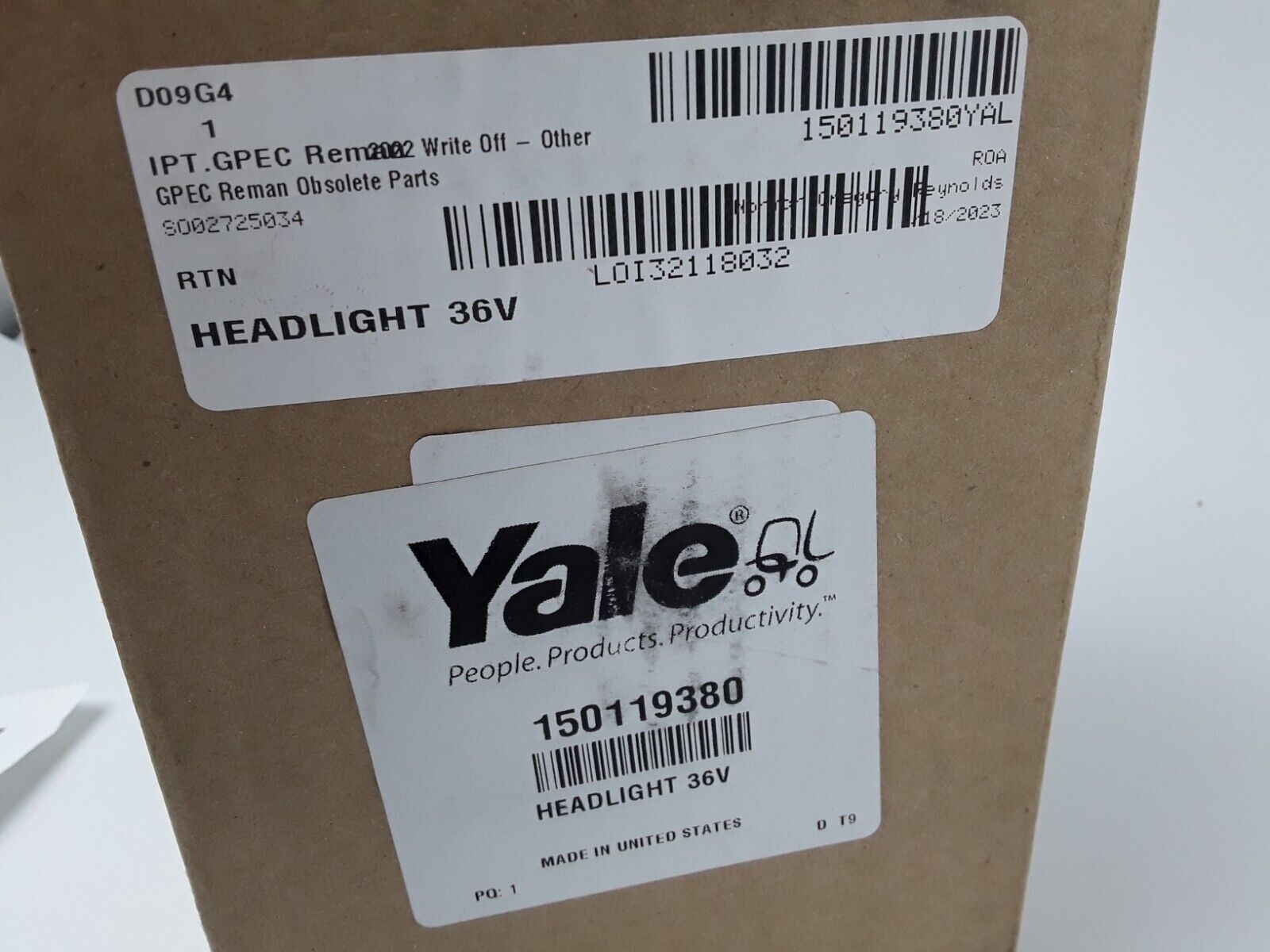 Yale 150119380 Forklift HEADLIGHT LIGHT W/GUARD 36 VOLT Parts Part Free Shipping - HotCarParts