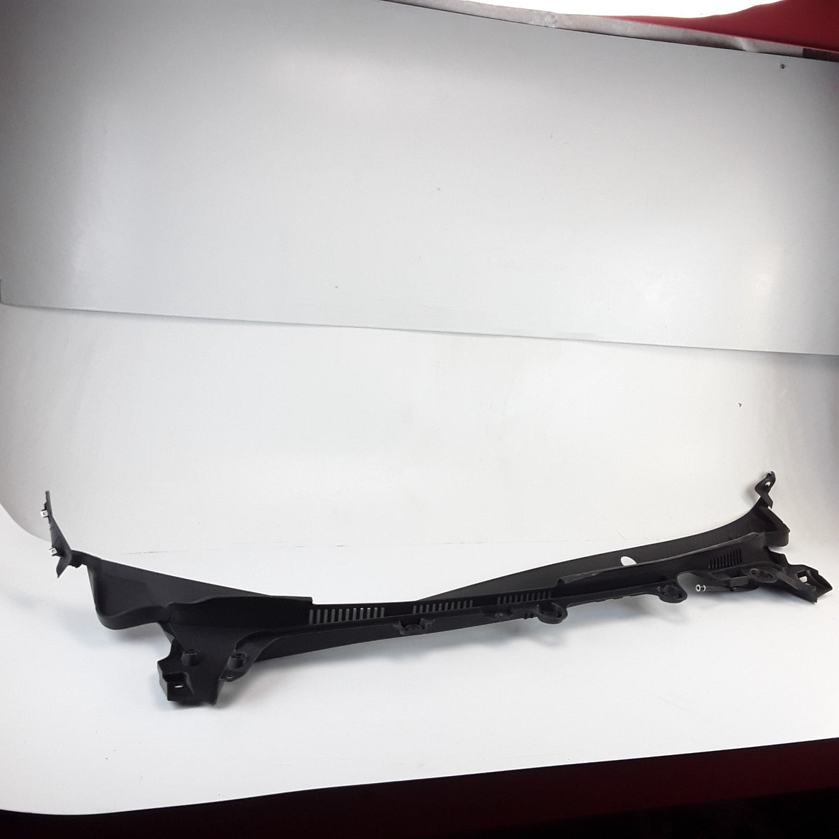 Model 3 2024 LHD Front Cowl Screen Assembly 1712493-01-E OEM