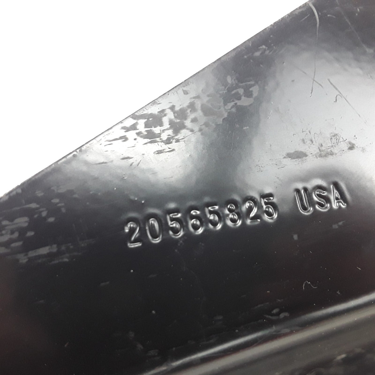 Air Shield Multi Purpose Bracket For Volvo Heavy Duty Trucks 20565825
