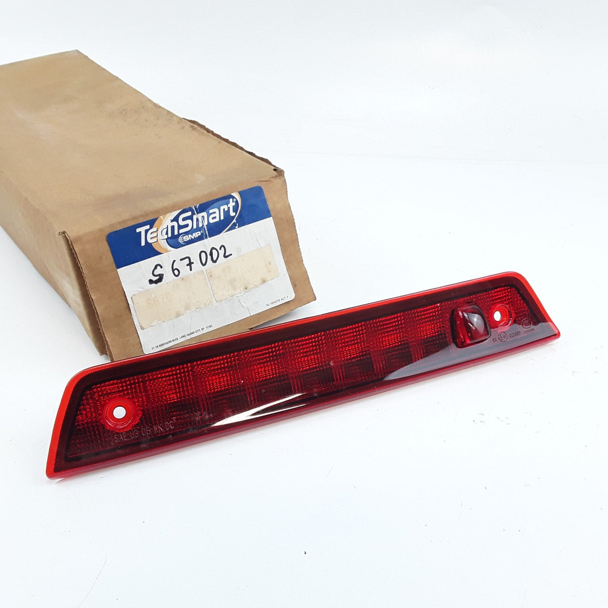 Center Third Brake Light Fits Jeep Grand Cherokee 2005 2006 2007 2008 2009 2010