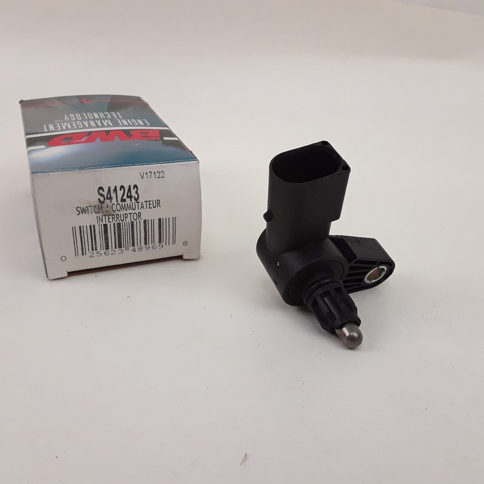 Back-Up Light Switch Fits Dodge Ram 1500 2005-2006 Jeep Liberty 2007-2009