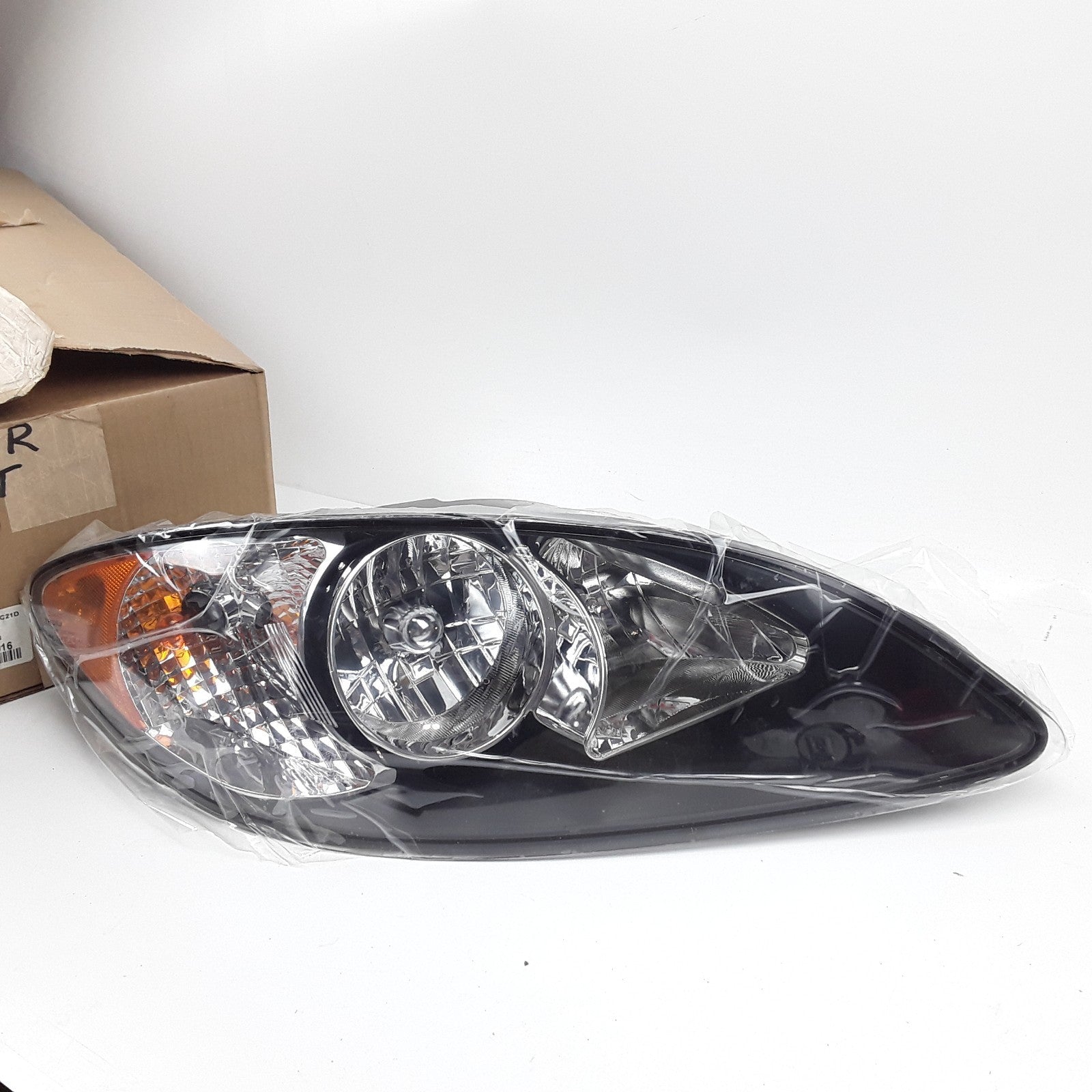 OEM International 3596016C94 Right Headlight For International ProStar 2008-2020