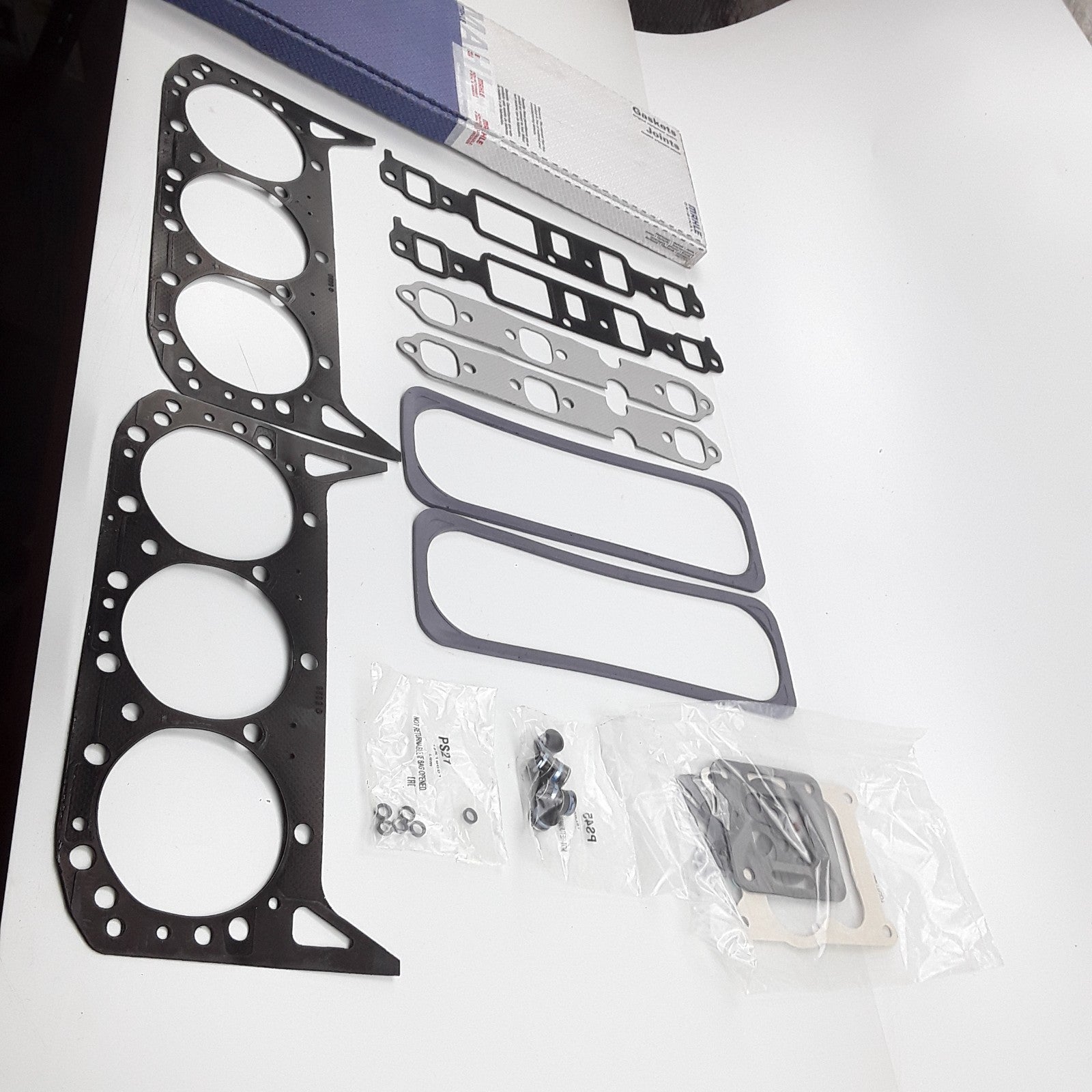 Mahle HS3764M Cylinder Head Gaskit Set Fits Chriscraft Mercury Chevy Marine 4.3