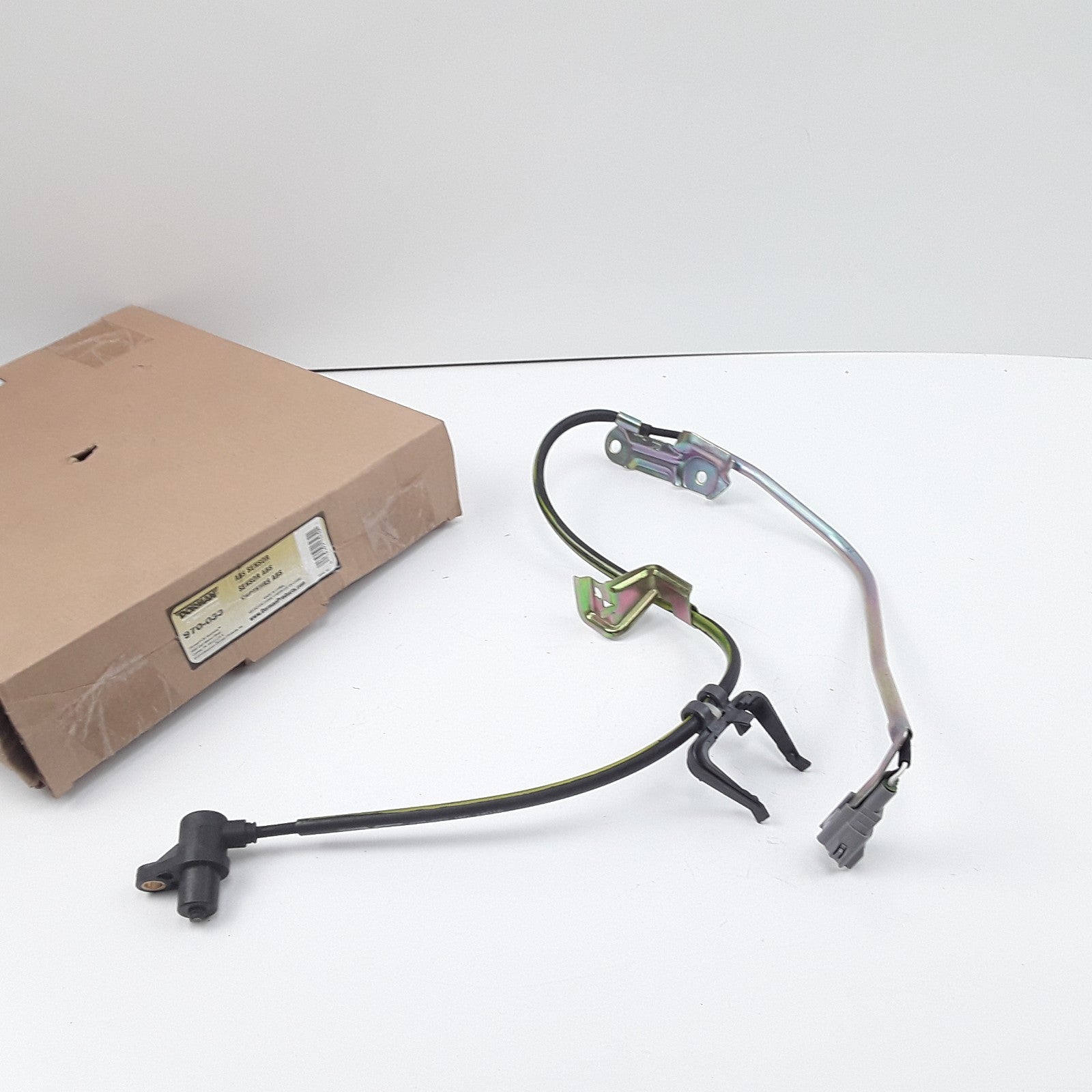 ABS Wheel Speed Sensor Fits Lexus ES300 1992-1996 Toyota Avalon 1995-1996