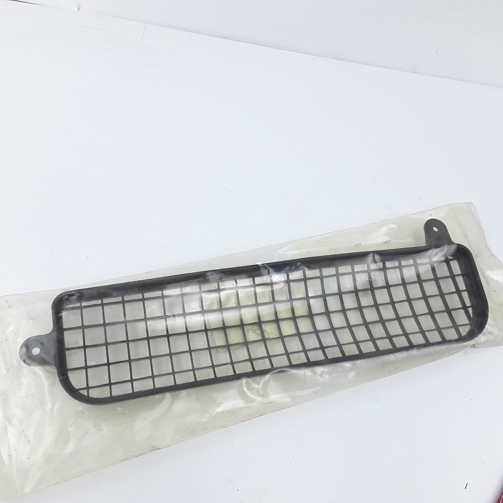 International 3550843C1 Air Intake Grille Green Screen For Navistar Trucks
