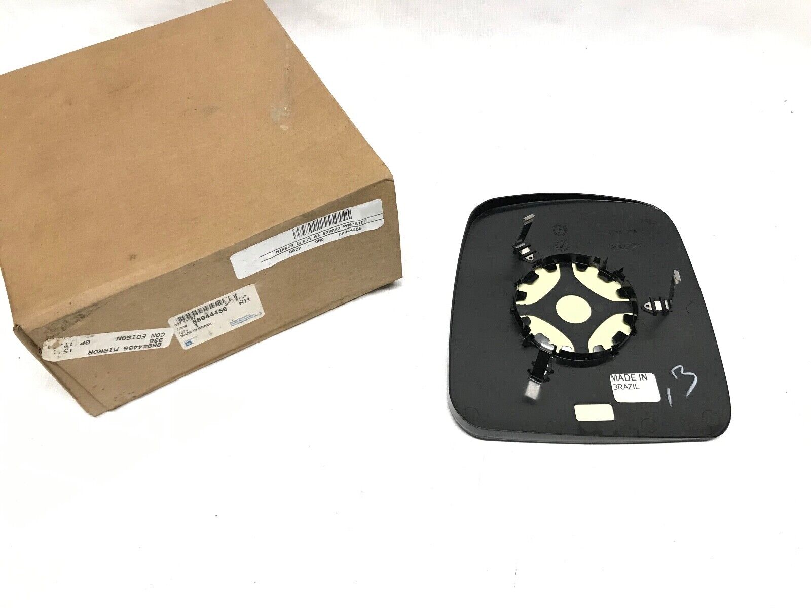 Genuine GM Mirror Glass 88944456 RH for Express 1500 2500 3500 Savana 1500 2500 - HotCarParts
