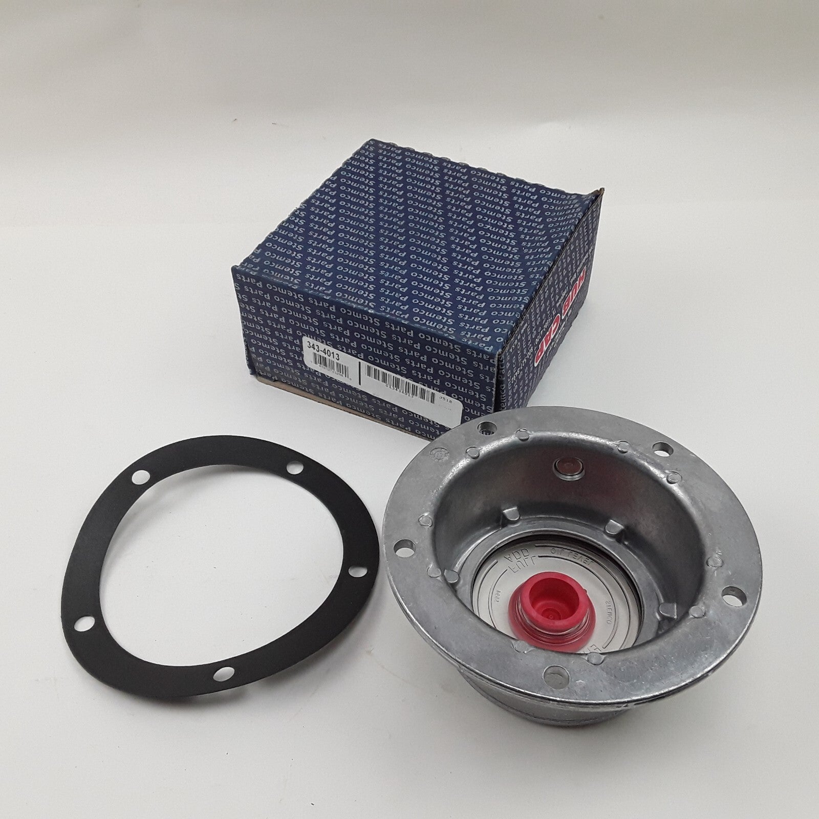 Stemco 343-4013 Wheel Hub Cap With Pipe Plug Heavy Duty