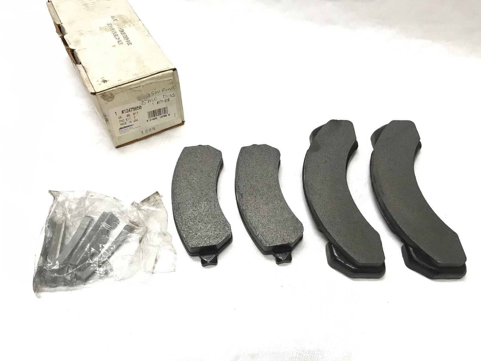 Disc Brake Pad Set ACDelco GM Original Equipment 171-810 fits Chevrolet GMC - HotCarParts