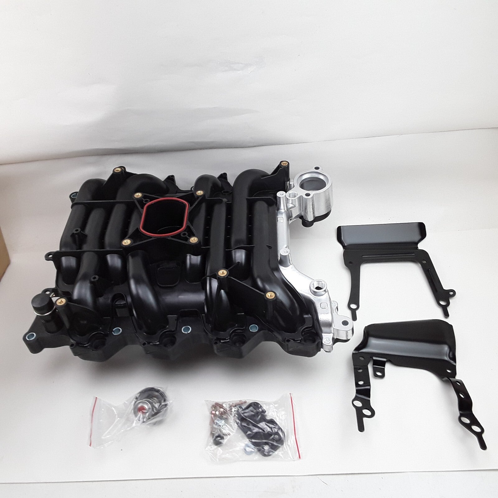 Carquest 615-178 Plastic Intake Manifold Fits Lincoln Ford Mercury (1996-2000)