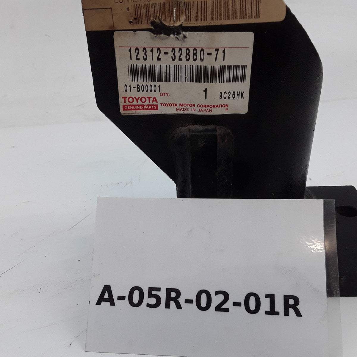 Toyota 12312-32880-71 Engine Mounting Bracket Fits Toyota Forklifts