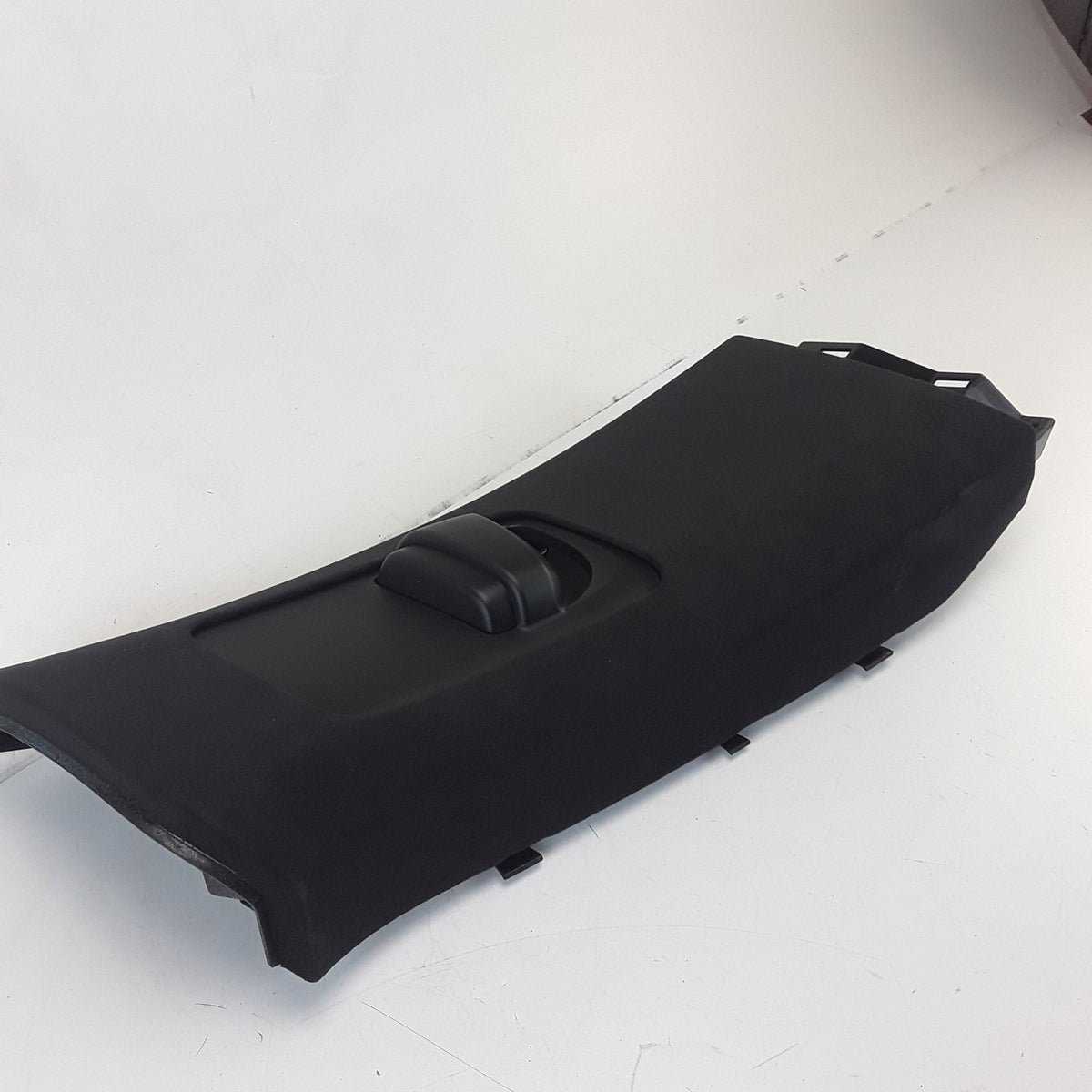 2021-2023 Tesla Model X Right Passenger B-Pillar Upper Cover OEM 1854120-00-B