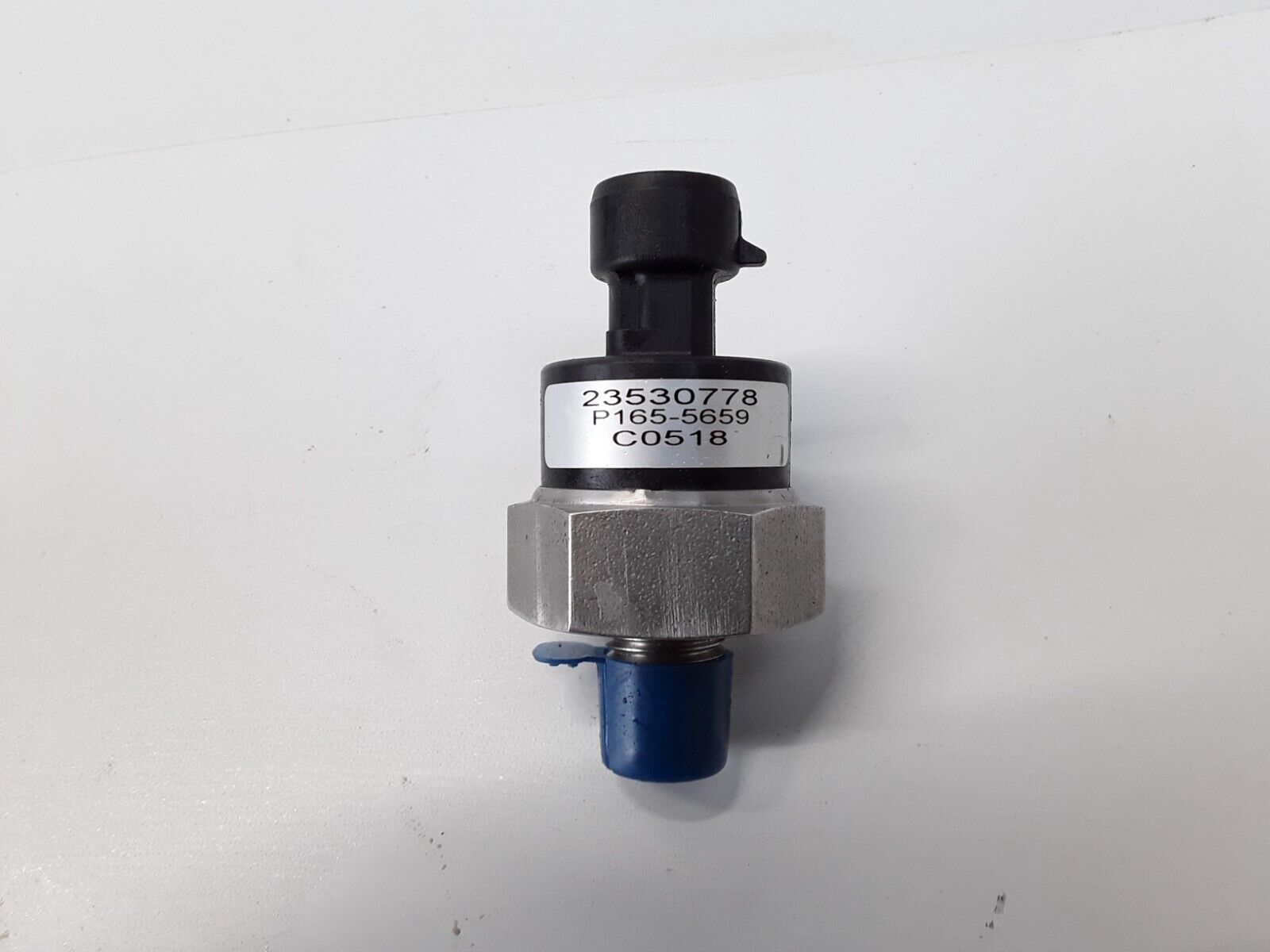 Detroit Diesel 23530778 SENSOR PRESSURE TRANSDUCER AIR INLET INT MFD. SERIES 50 - HotCarParts