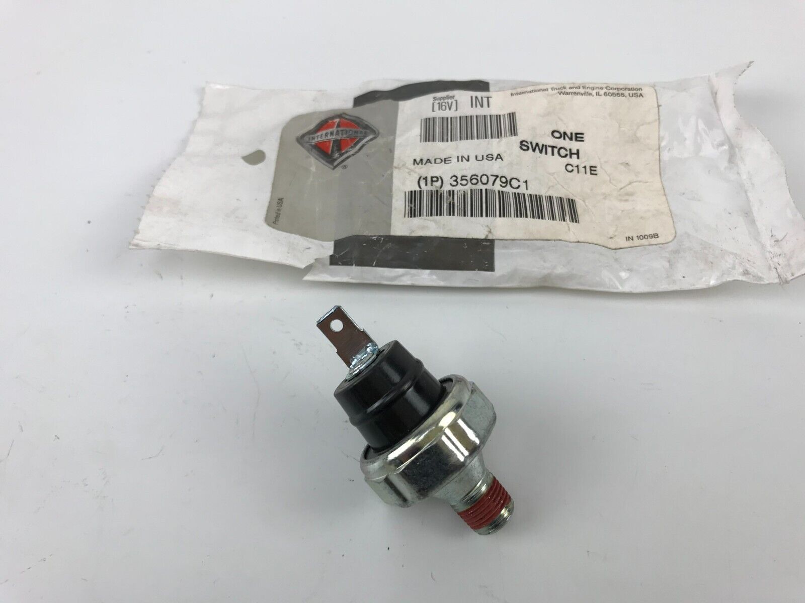 GENUINE OEM International 356079C1 Fuel Sender Oil Light Pressure Switch FAST SH - HotCarParts