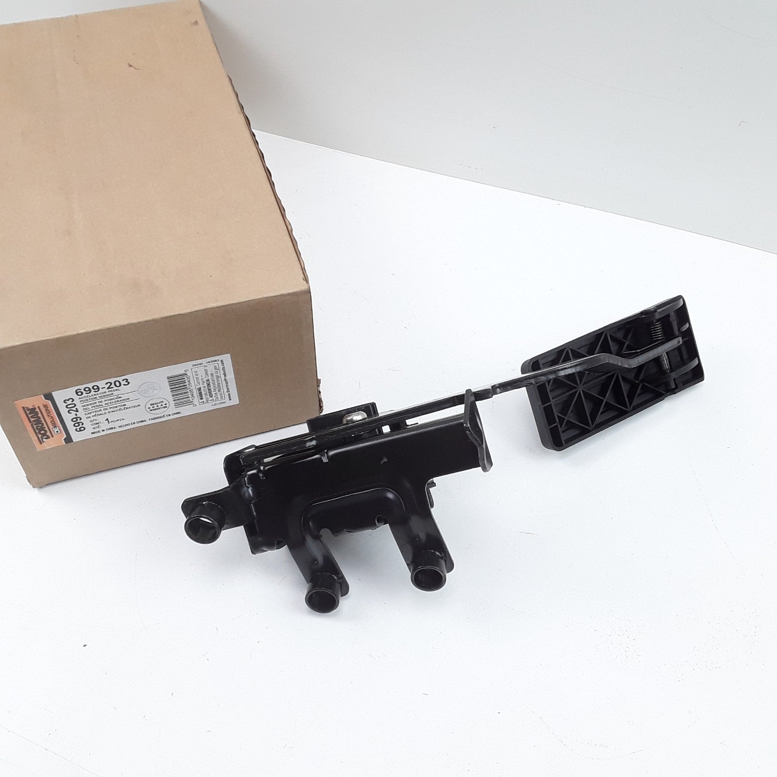 Accelerator Pedal Position Sensor Fits Ford F-550 F-450 F-350 Super Duty 2001-03