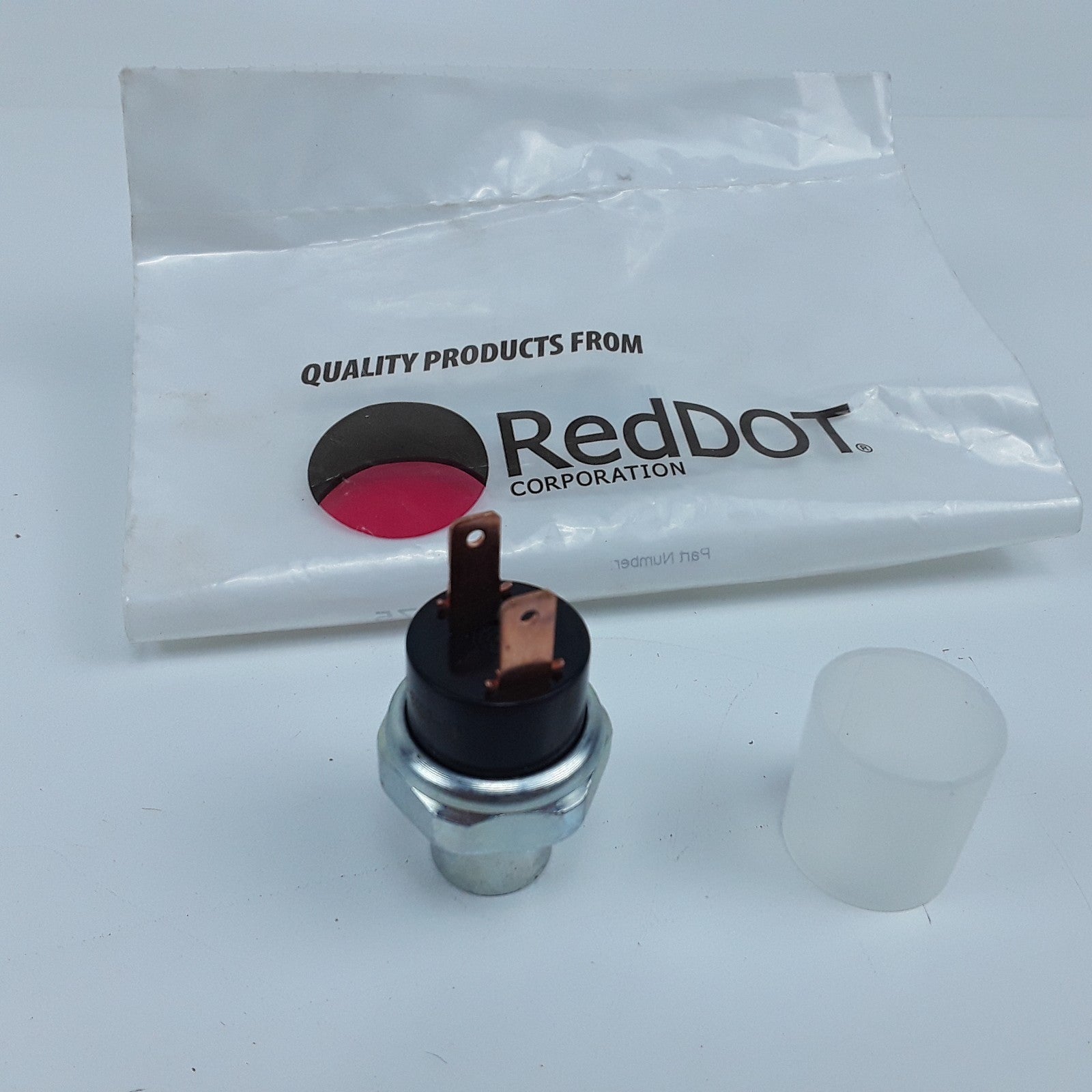 Binary Pressure Switch Fits Freightliner FL60 FL70 FL50 FLD112 FLD120 1991-1998