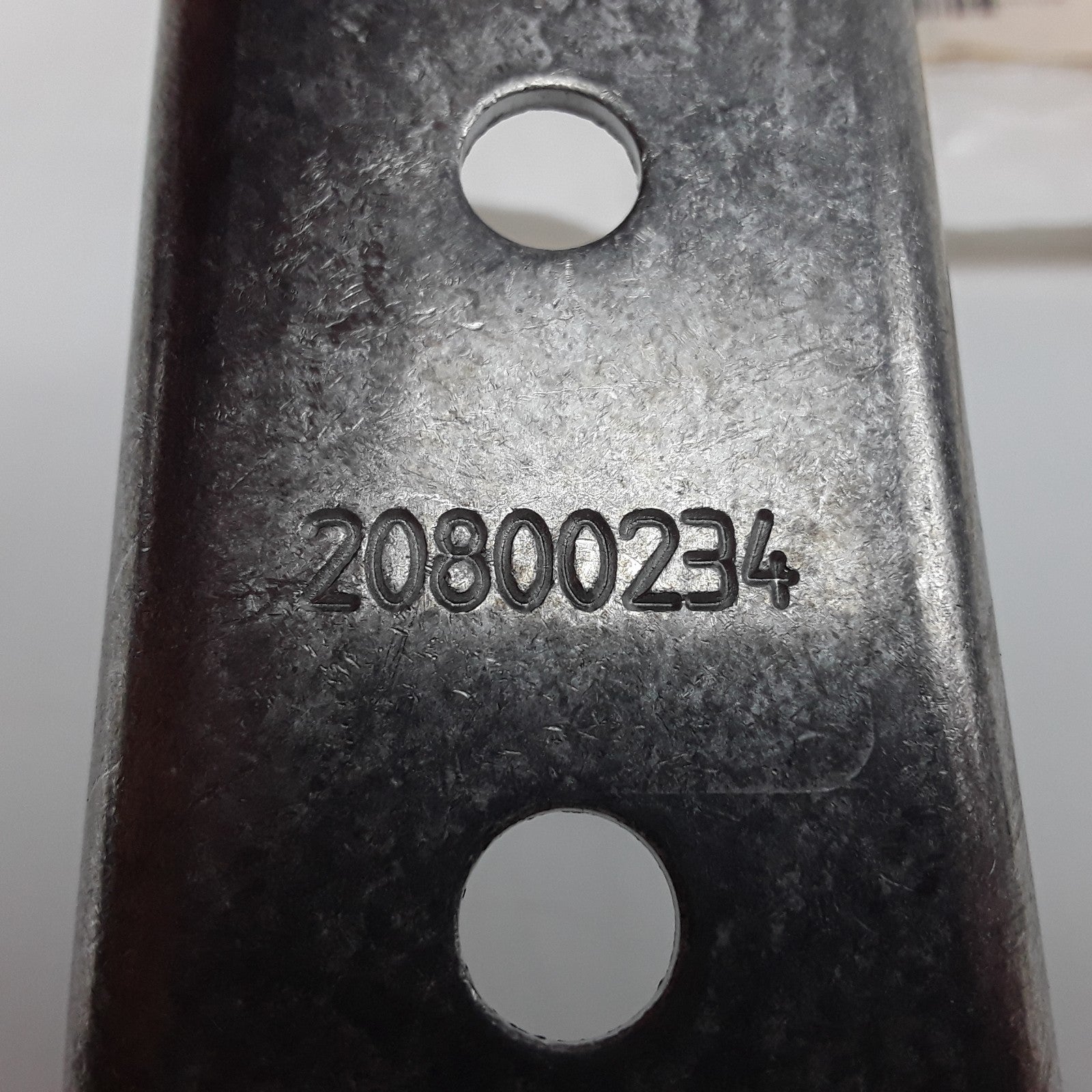 Fender Support Bracket Front Left Side 20800234 Fits 2018-2024 Volvo VNL 760