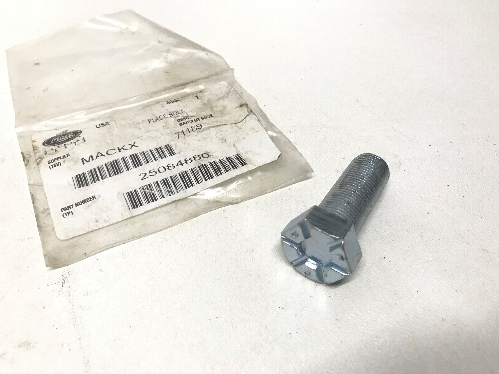 GENUINE MACK OEM 25084880 SCREW MACH - 3AX1372 PLACE BOLT Hexagon Screw - HotCarParts