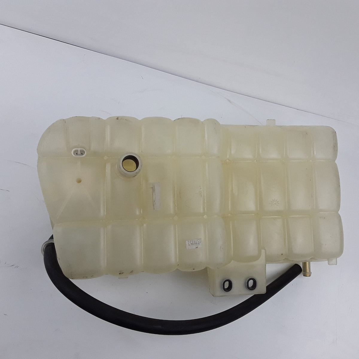 Coolant Reservoir Fits Chevrolet GMC Isuzu 2003 2004 2005 2006 2007 2008 2009
