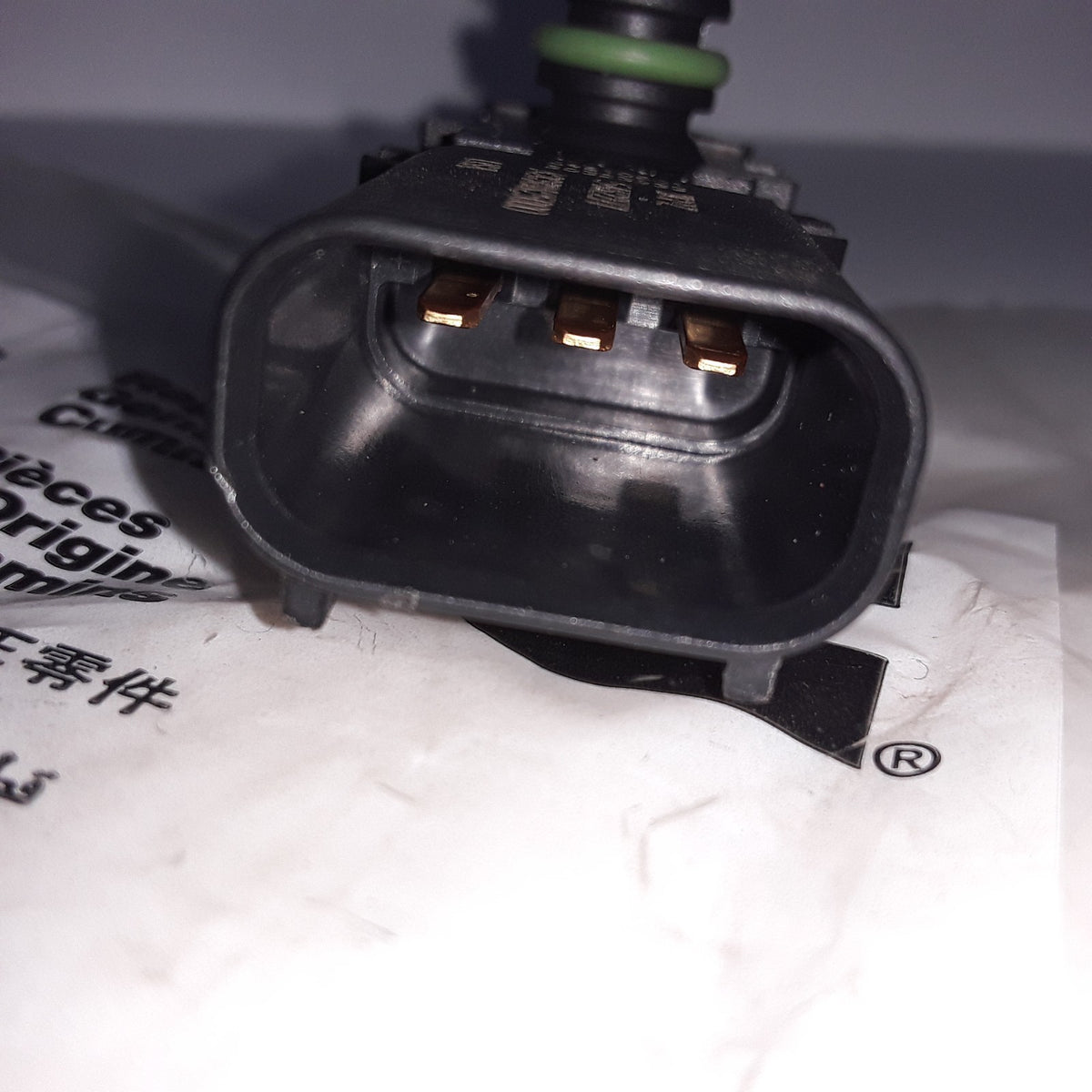 Genuine OEM Cummins 5462277 Engine Crankcase Pressure Sensor ISB ISC 6.7L 8.9L