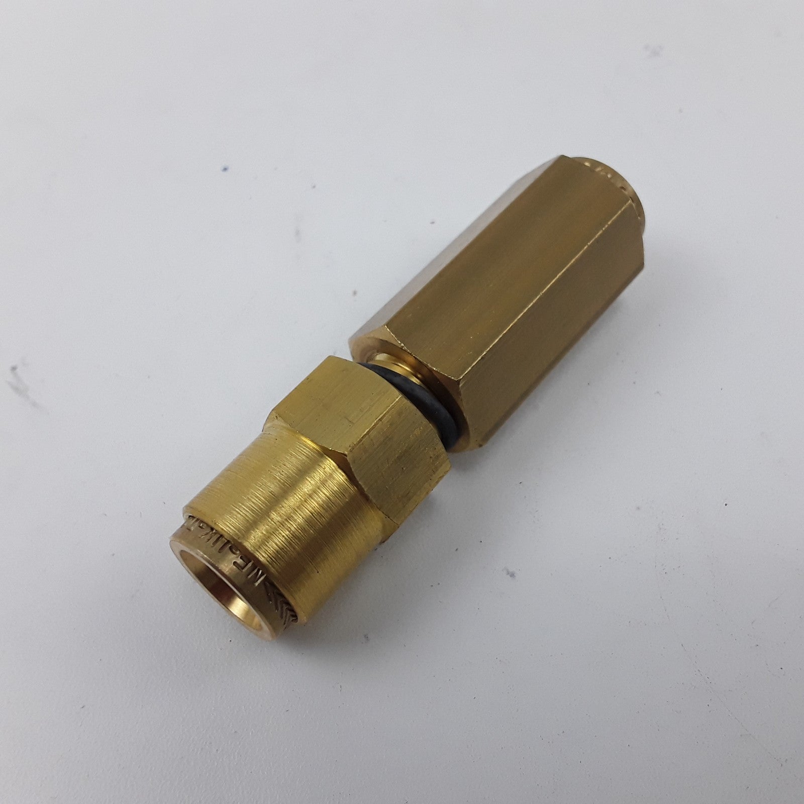 Brass PLC Bulkhead Fitting 8079640 For Volvo VNL 670 Gen 2 Models Series