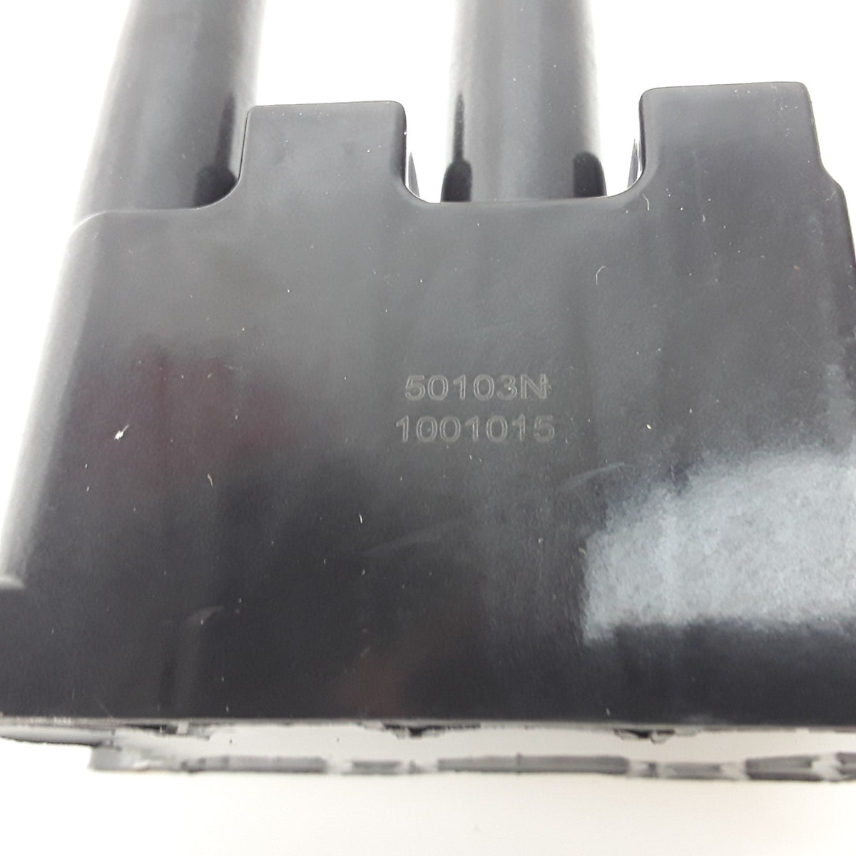 Ignition Coil Fits Mazda B2300 Ford Courier Mondeo Mercury Mystique (1998-2012)