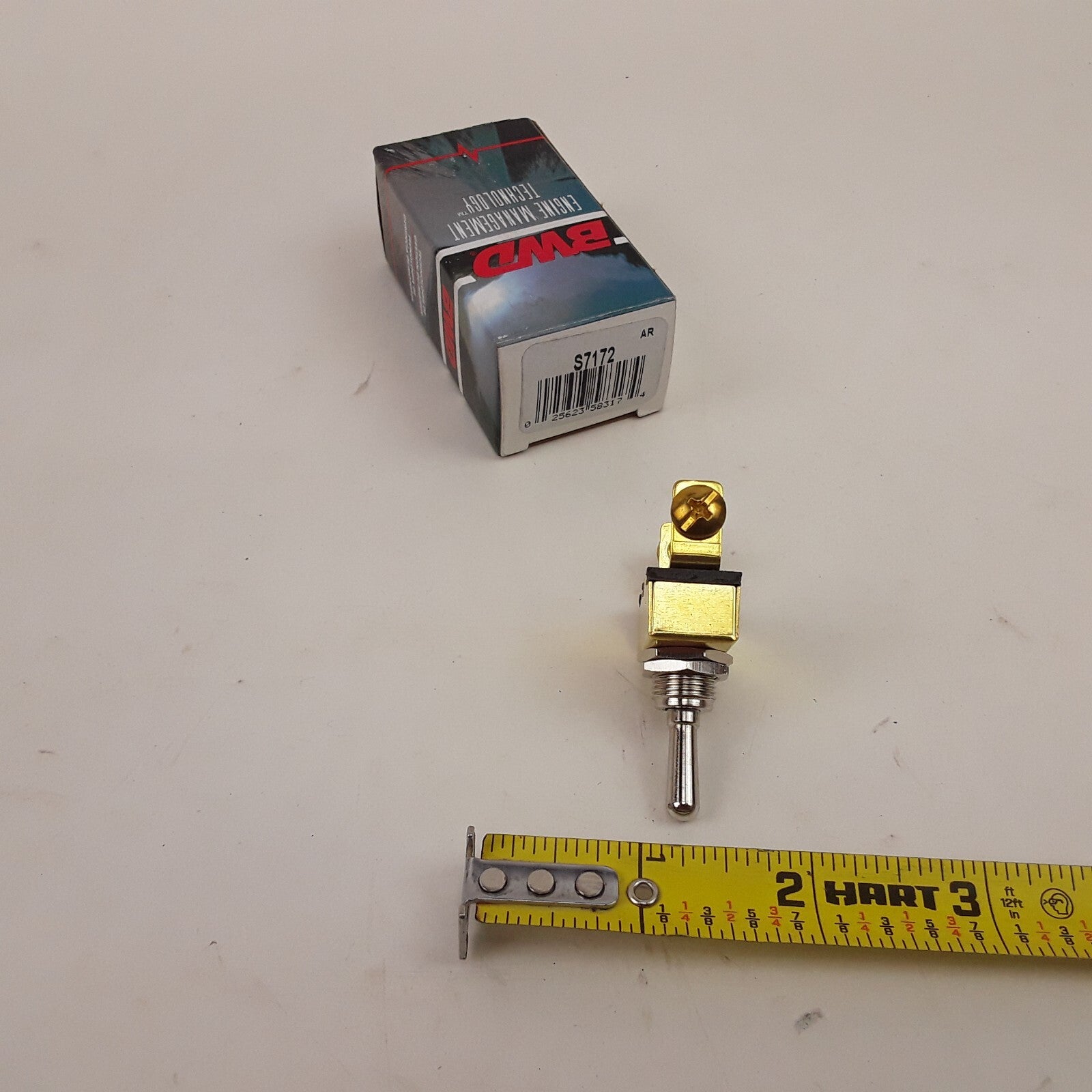 BWD S7172 Car Truck On/Off Toggle Switch 1/4 Volts 12/6 Amp 35A Robust Design