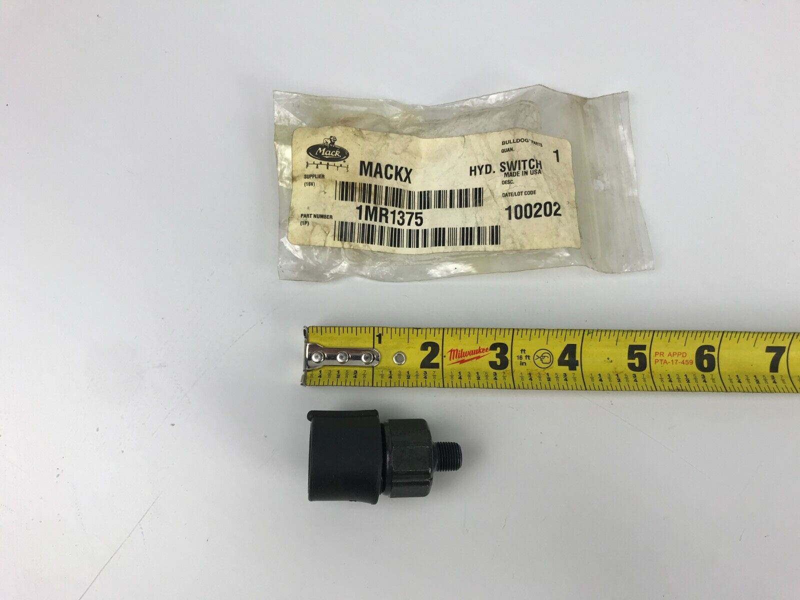 GENUINE OEM Mack Trucks 1MR1375 Hydraulic Switch 25160310 / 3070315 MSW-5399 - HotCarParts