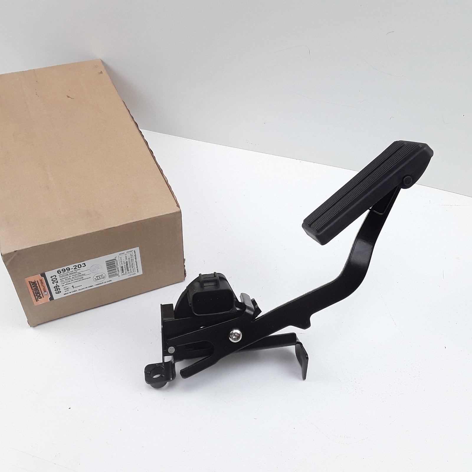 Accelerator Pedal Position Sensor Fits Ford F-550 F-450 F-350 Super Duty 2001-03