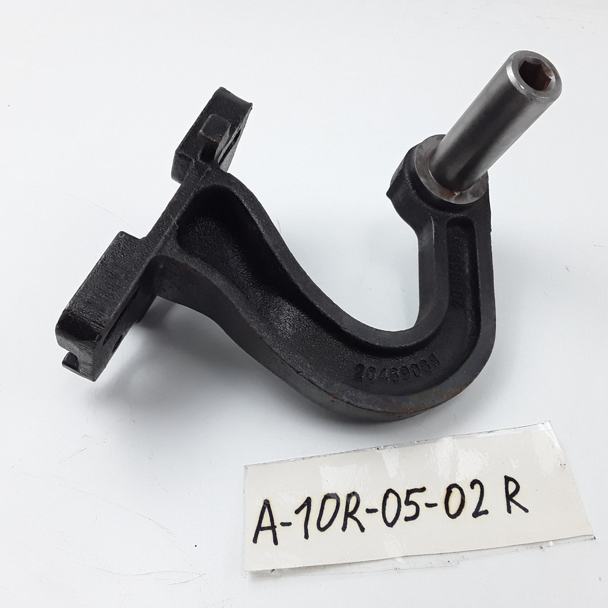 Hood Hinge Bracket Left Fits Volvo VNL , FE615, D1216 p/n 20733404 20469068