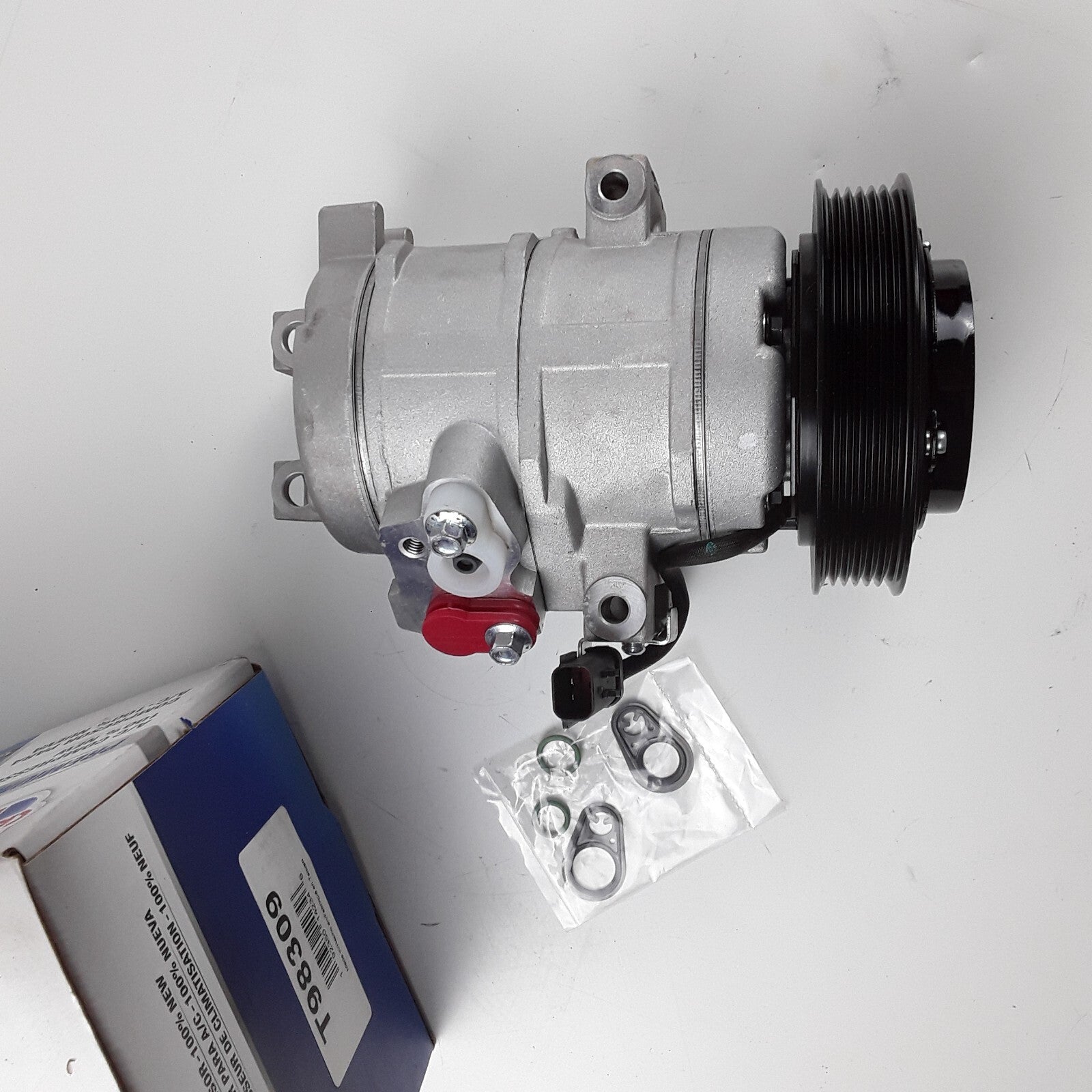 Carquest T98309 A/C Compressor Fits Chrysler 300 Dodge Charger Magnum 2006-2010