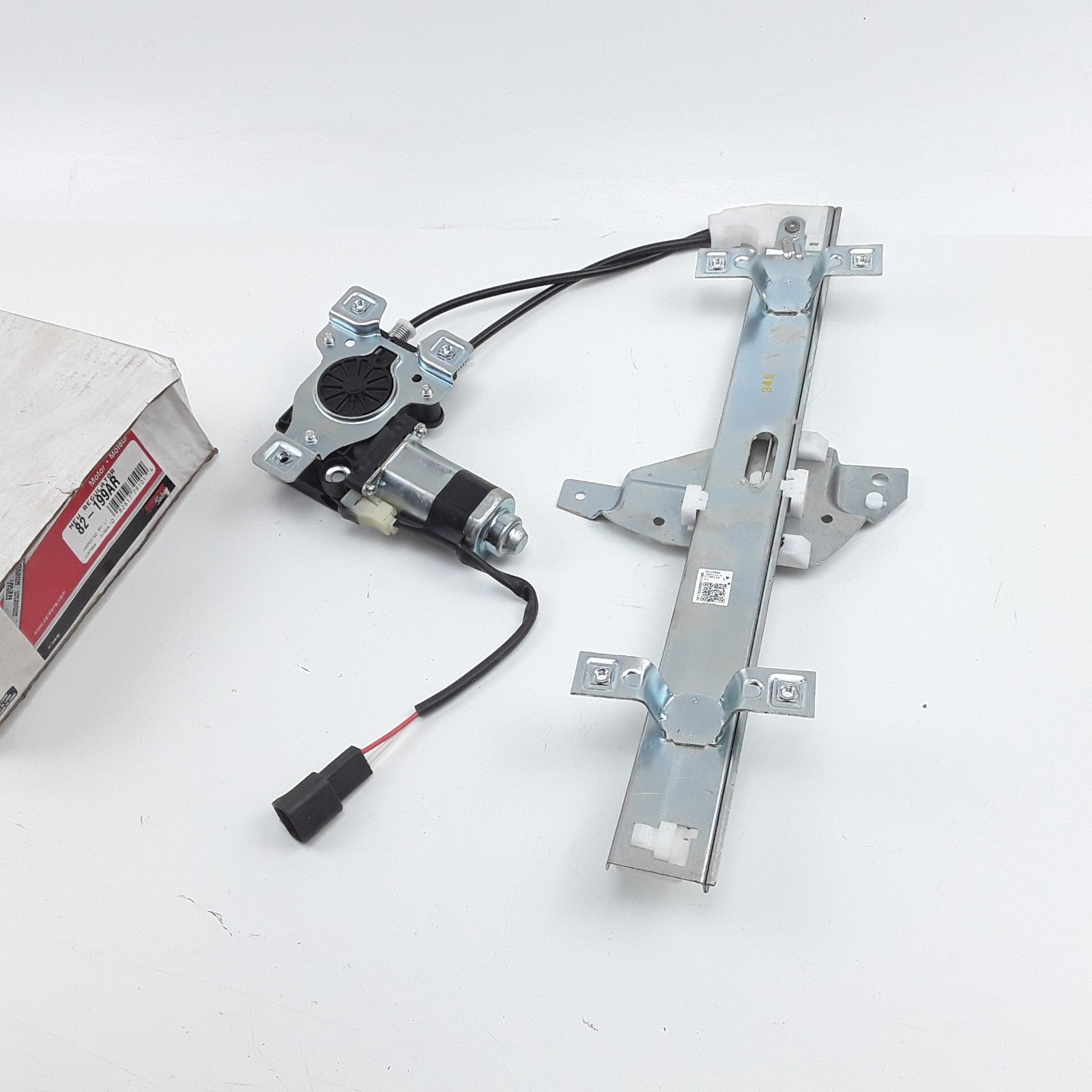 Rear Right Power Window Motor Regulator For Buick Regal 1997 1998 1999 2000-2004