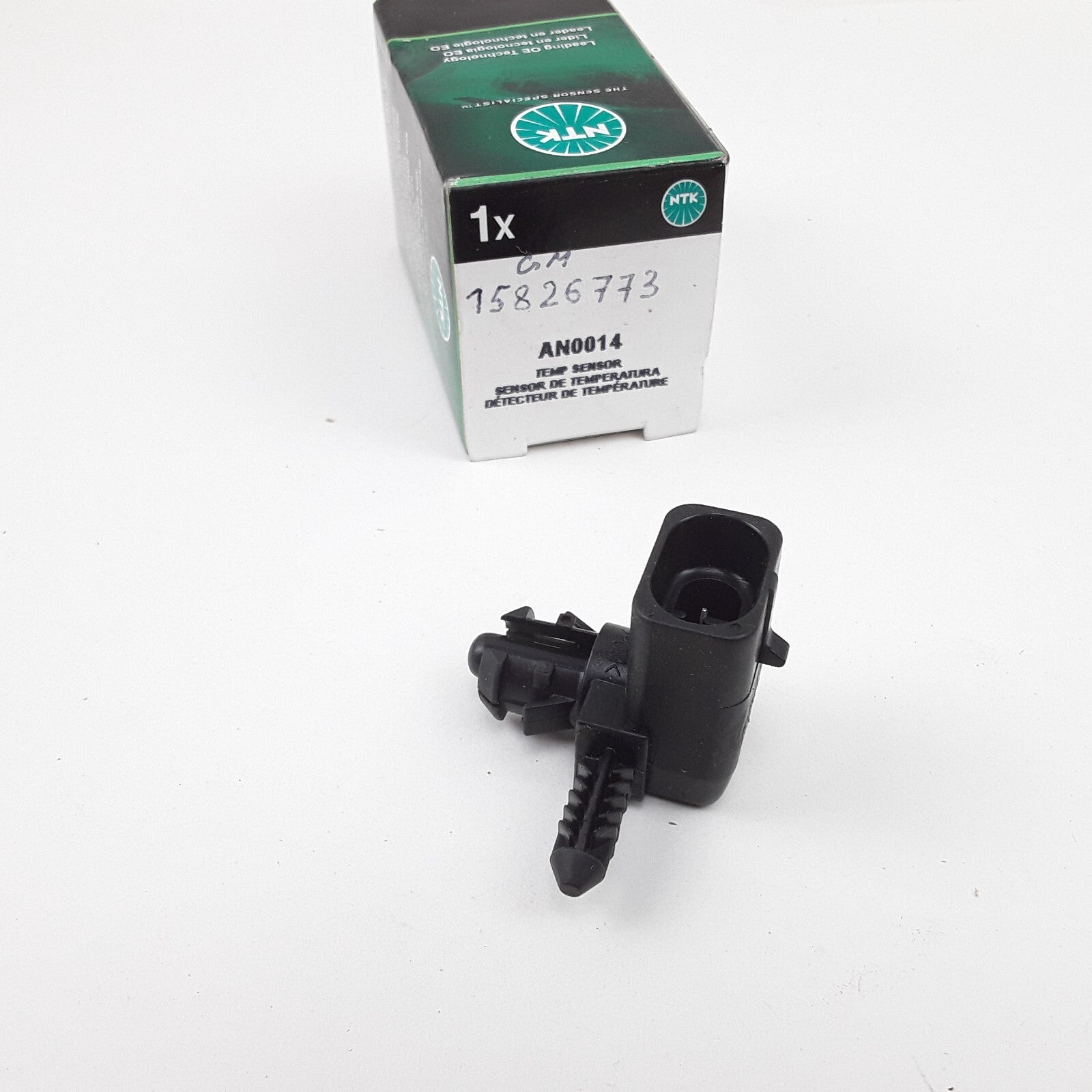 Ambient Air Temperature Sensor Fits Pontiac Torrent Chevrolet Malibu 2007