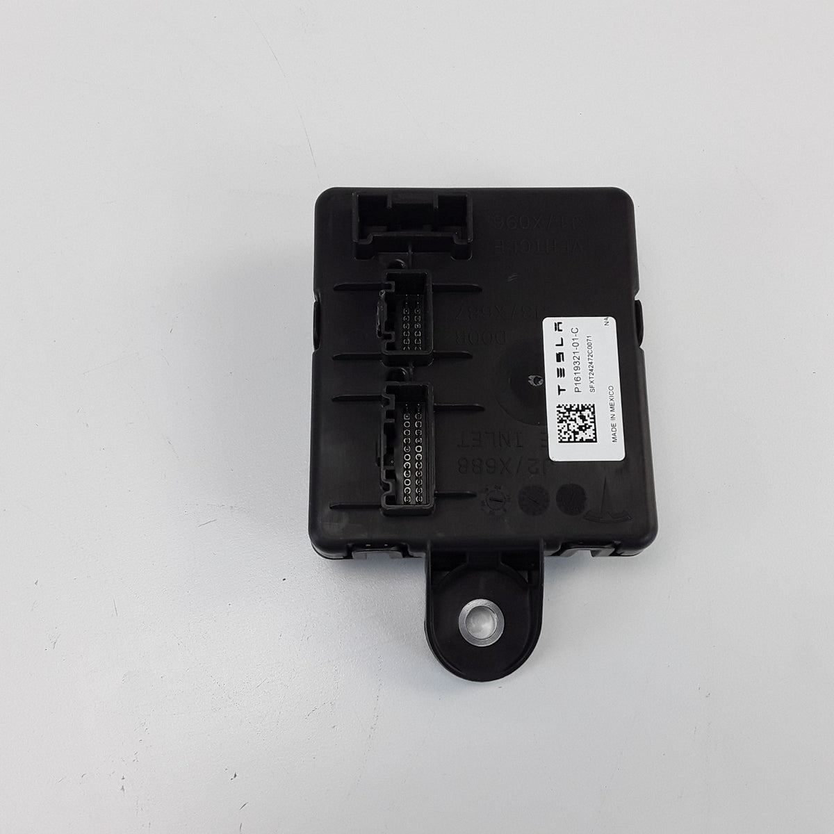 Charge Port Control Unit Gen 4 NA MSP/MXP For Tesla 1619321-01-C