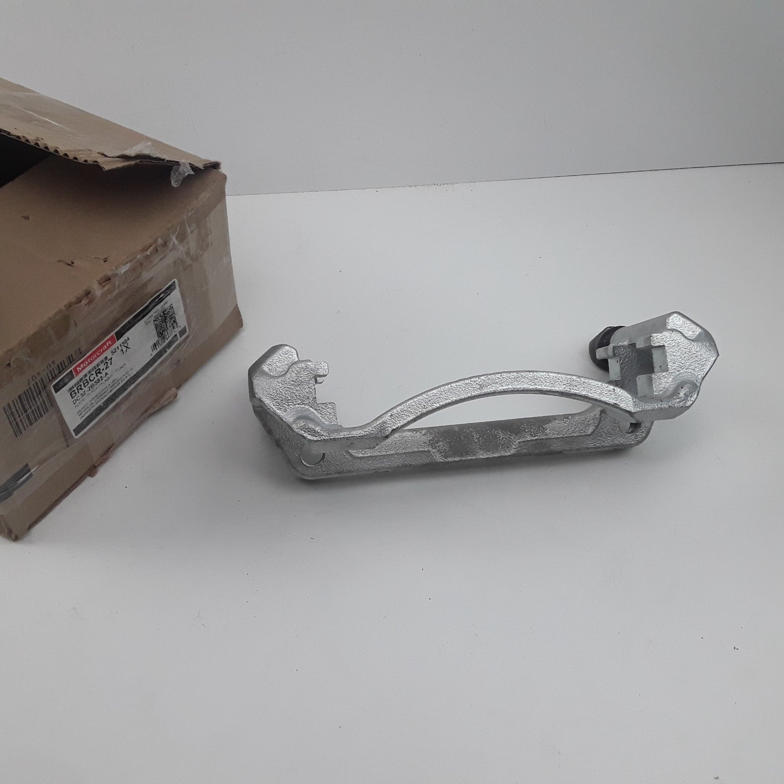 Motorcraft BRBCR27 Plate Fits Ford F-250 F-350 F-450 F-550 Super Duty 2013-2022